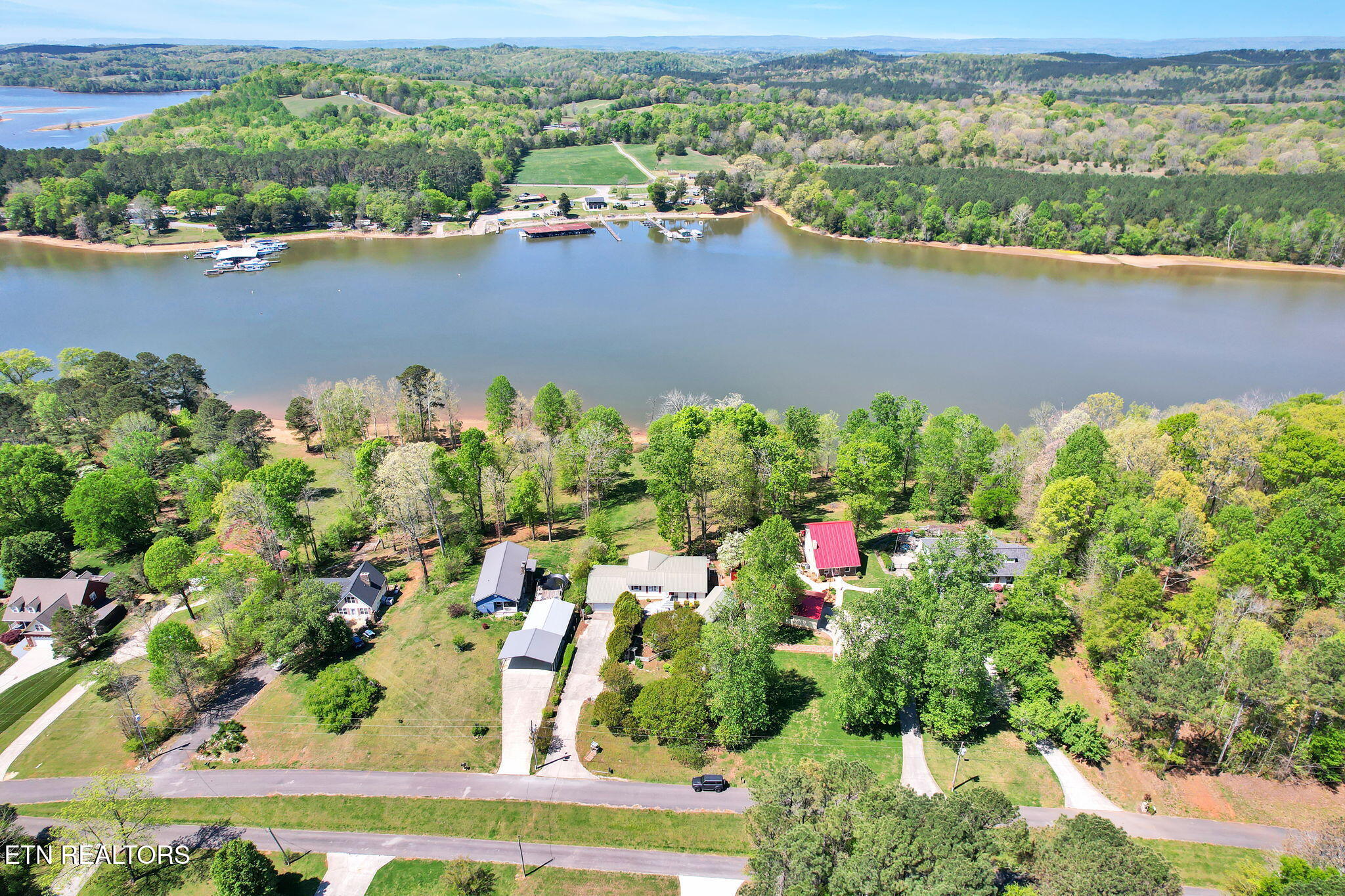 691 Lakehaven Circle Decatur TN 37322