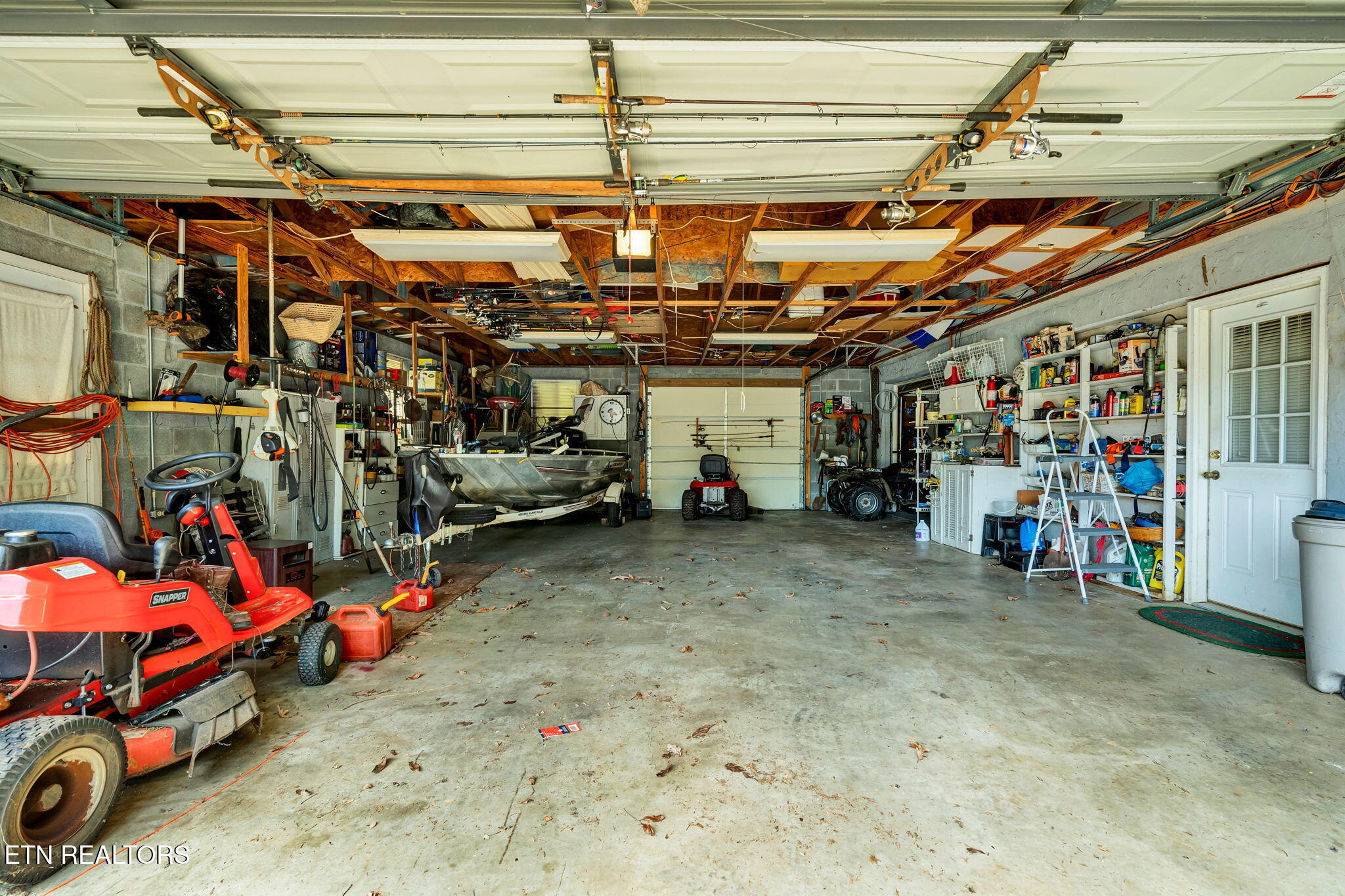691 Lakehaven Circle Decatur TN 37322
