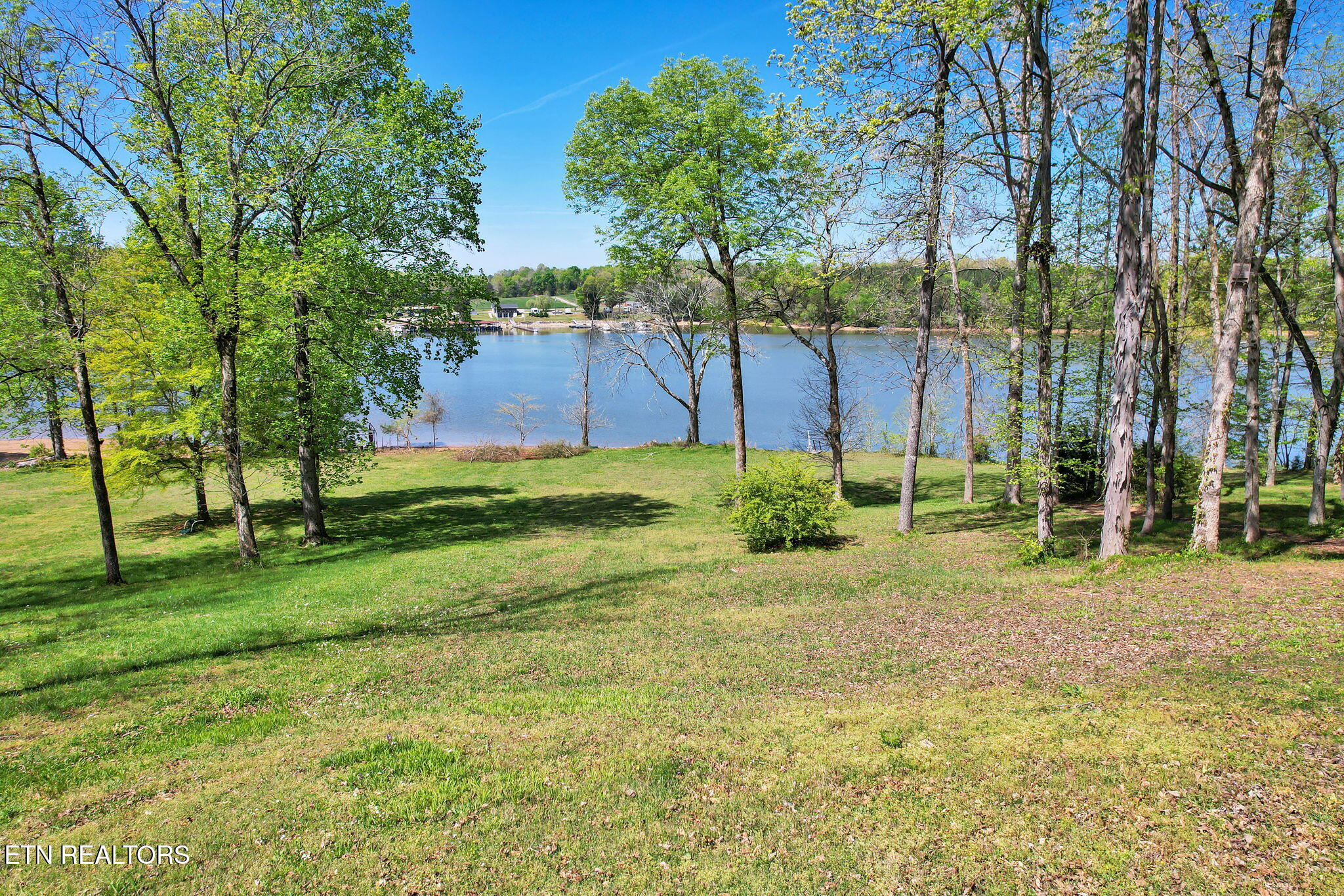 691 Lakehaven Circle Decatur TN 37322