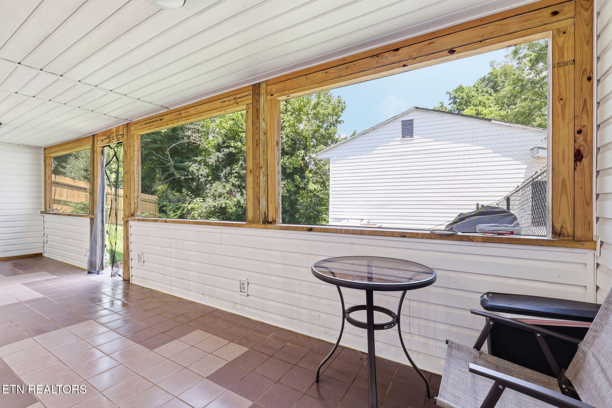 124 Salem Road Oak Ridge TN 37830