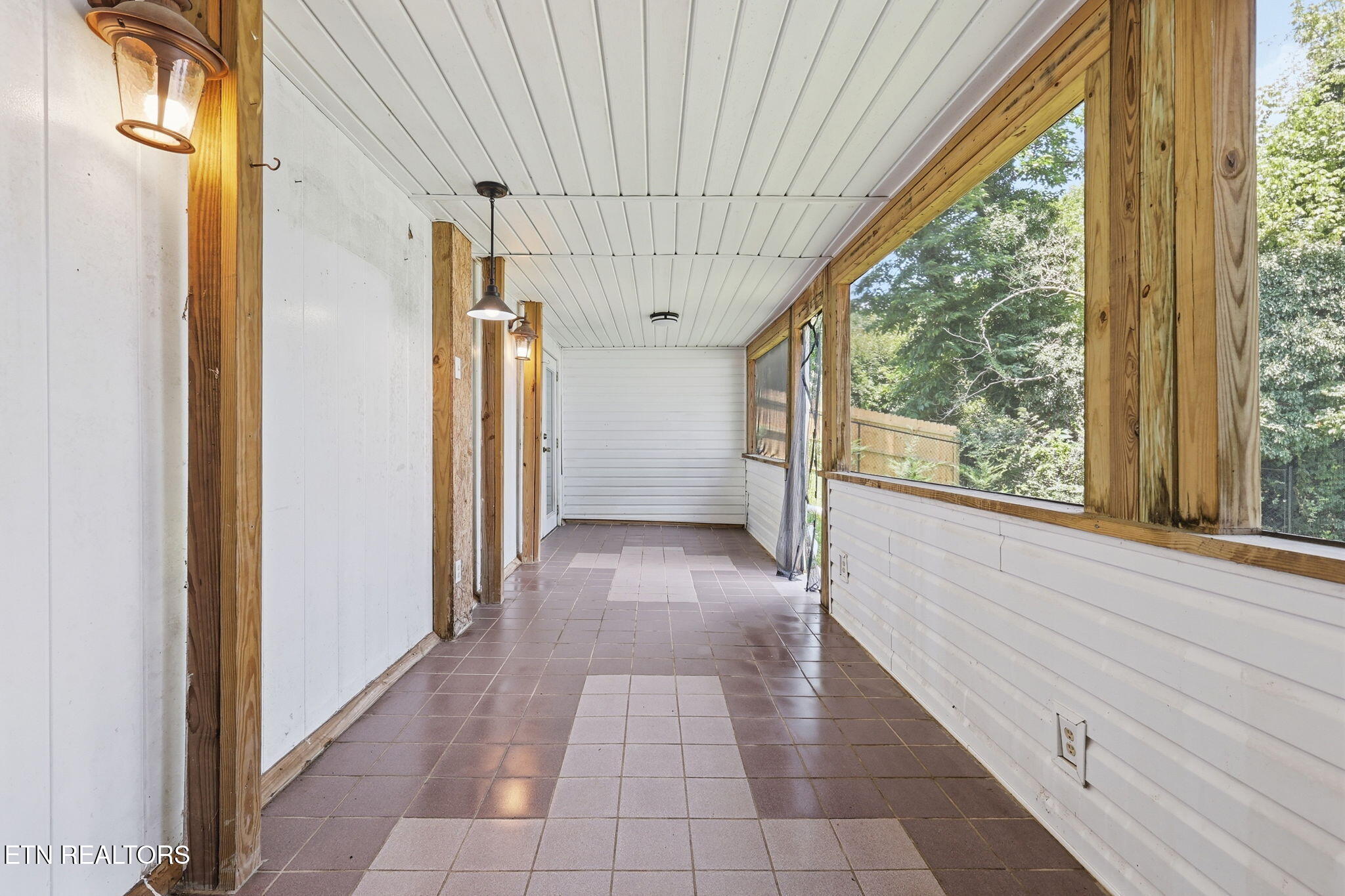 124 Salem Road Oak Ridge TN 37830