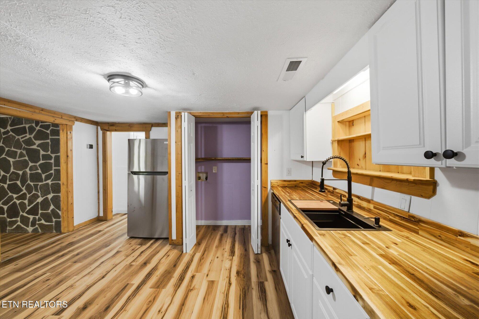 890 Indian Gap Road Sevierville TN 37876