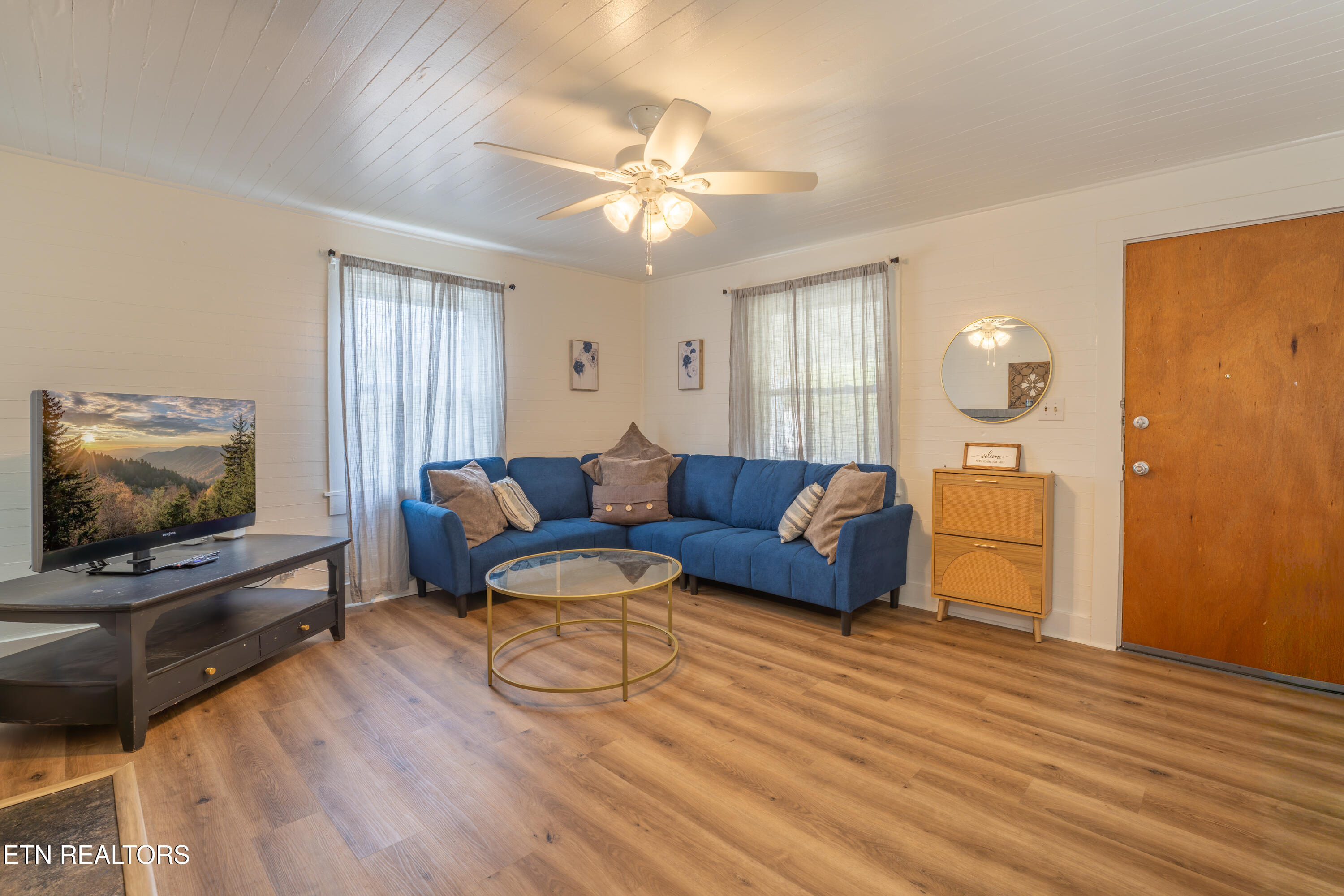 614 E Brushy Valley Drive Powell TN 37849
