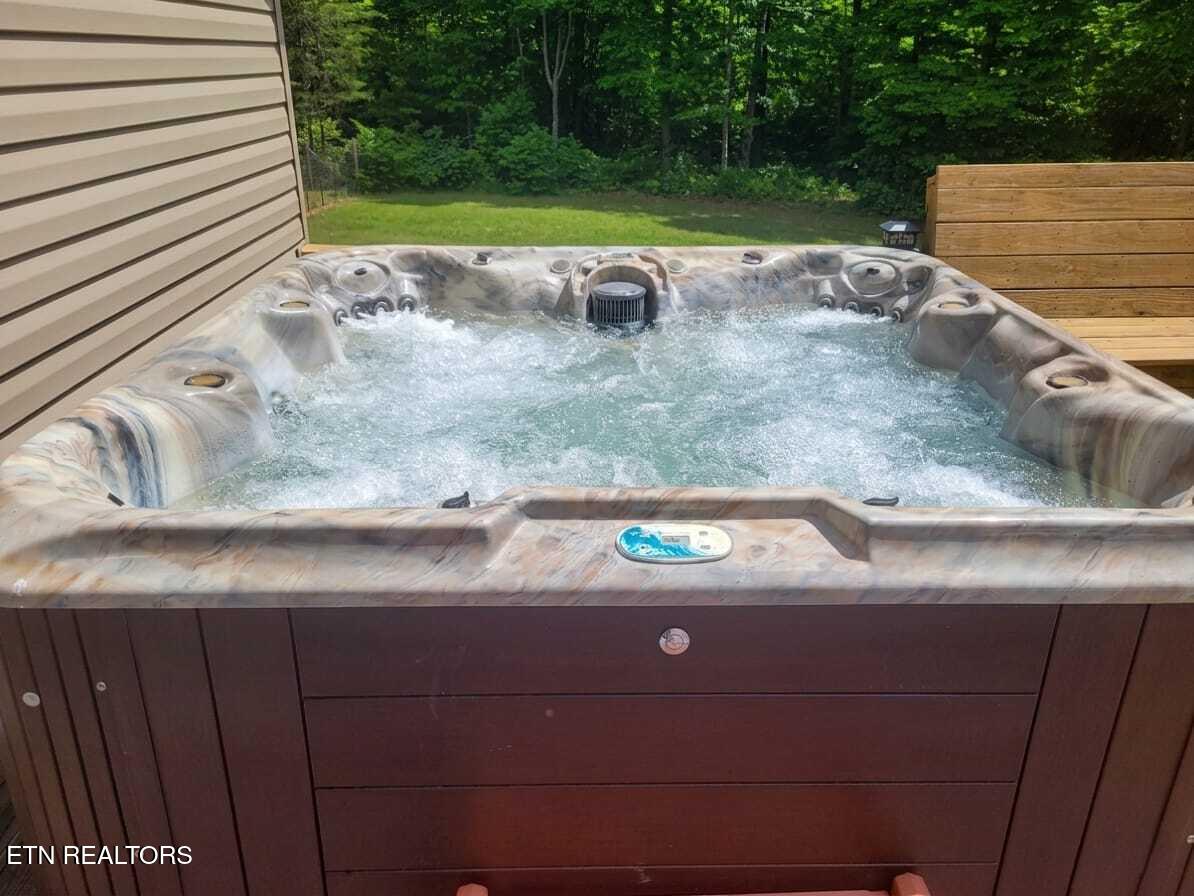 228 Paul Wheeler Lane Jamestown TN 38556