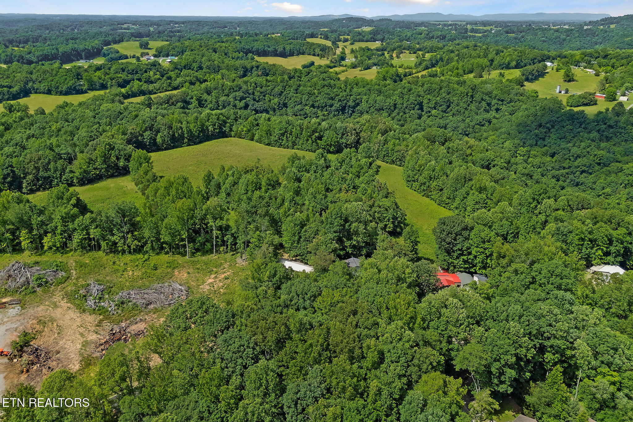 1007 Eastridge Drive Byrdstown TN 38549