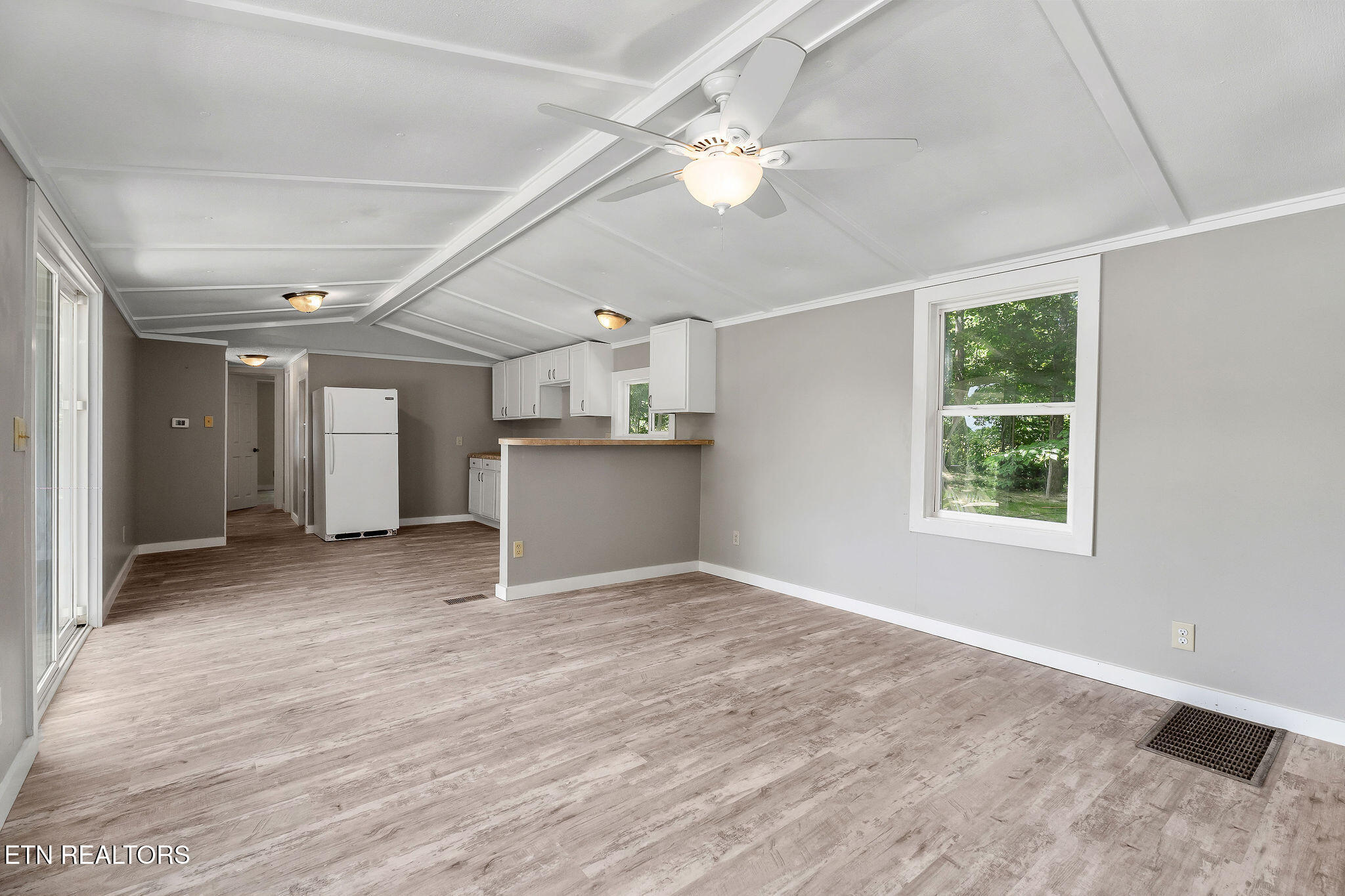 1007 Eastridge Drive Byrdstown TN 38549