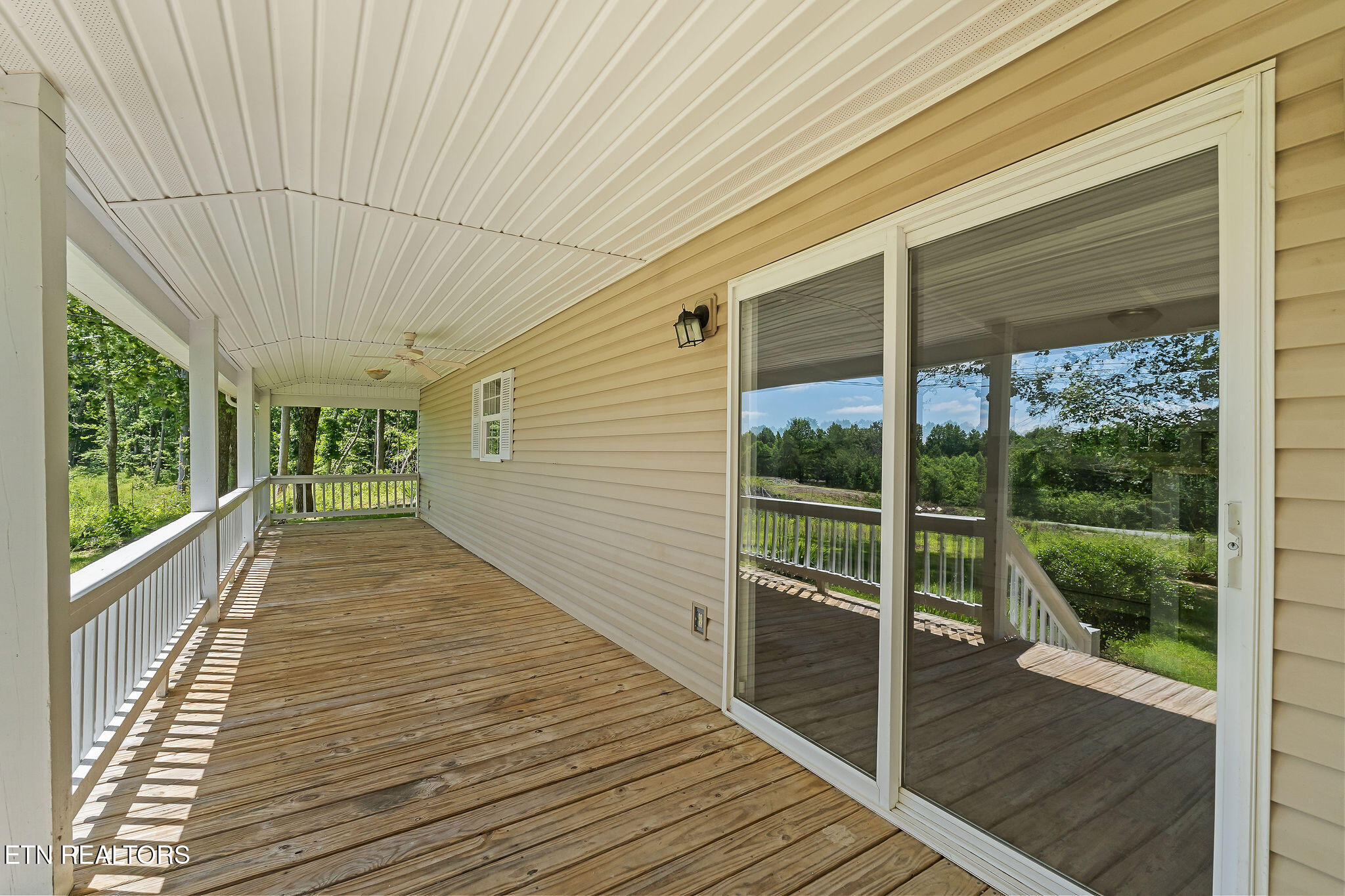 1007 Eastridge Drive Byrdstown TN 38549
