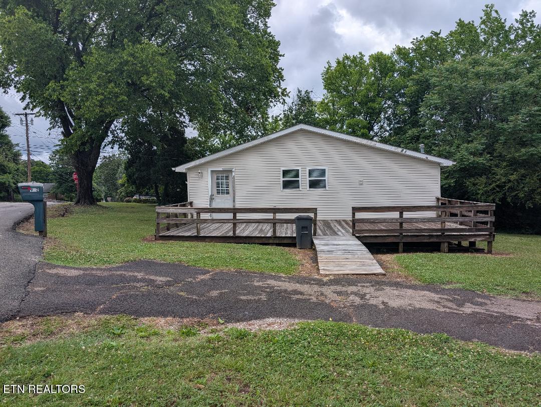 902 Carding Machine Road Loudon TN 37774