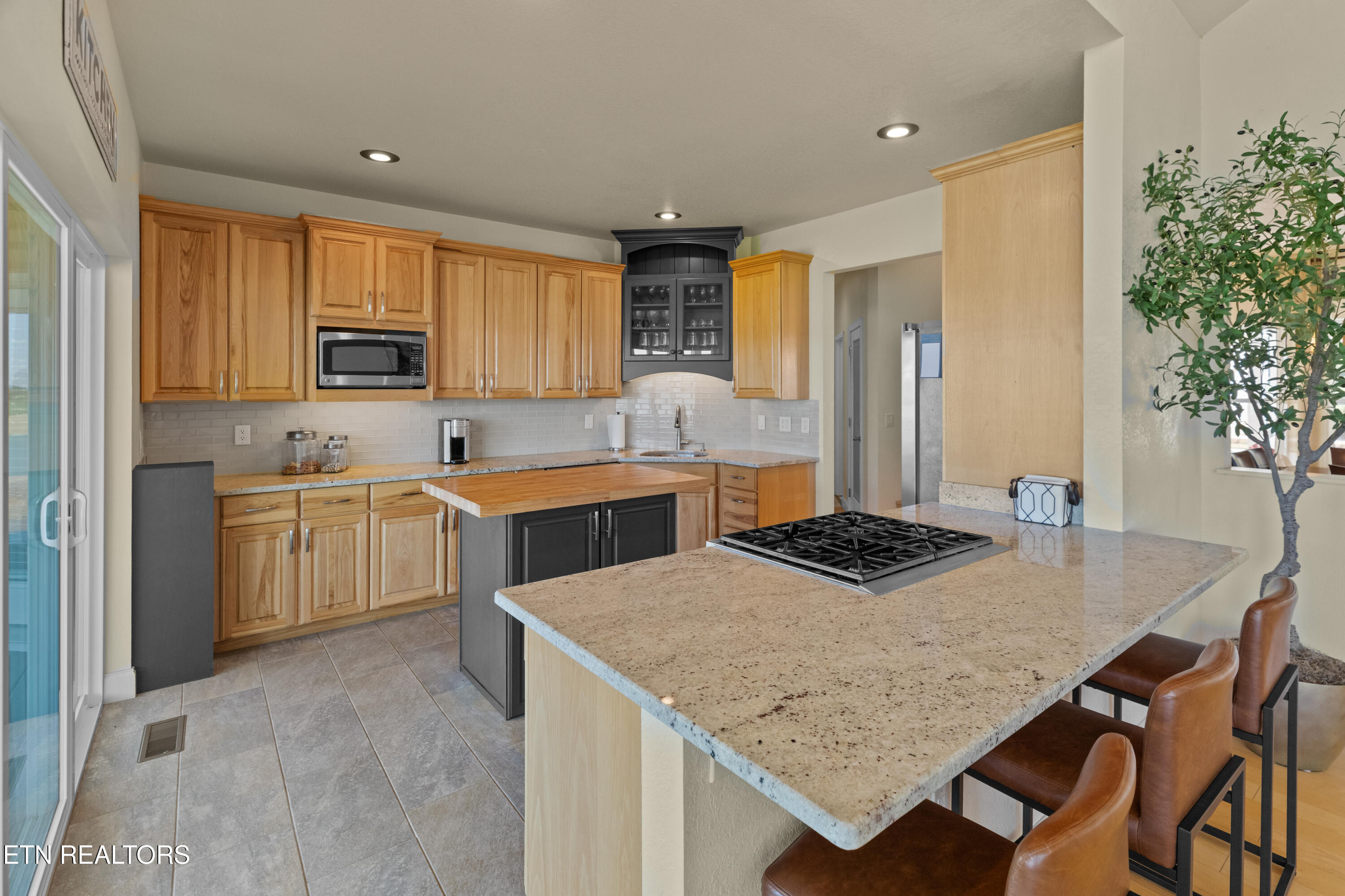 2225 Ted Moore Road Dandridge TN 37725