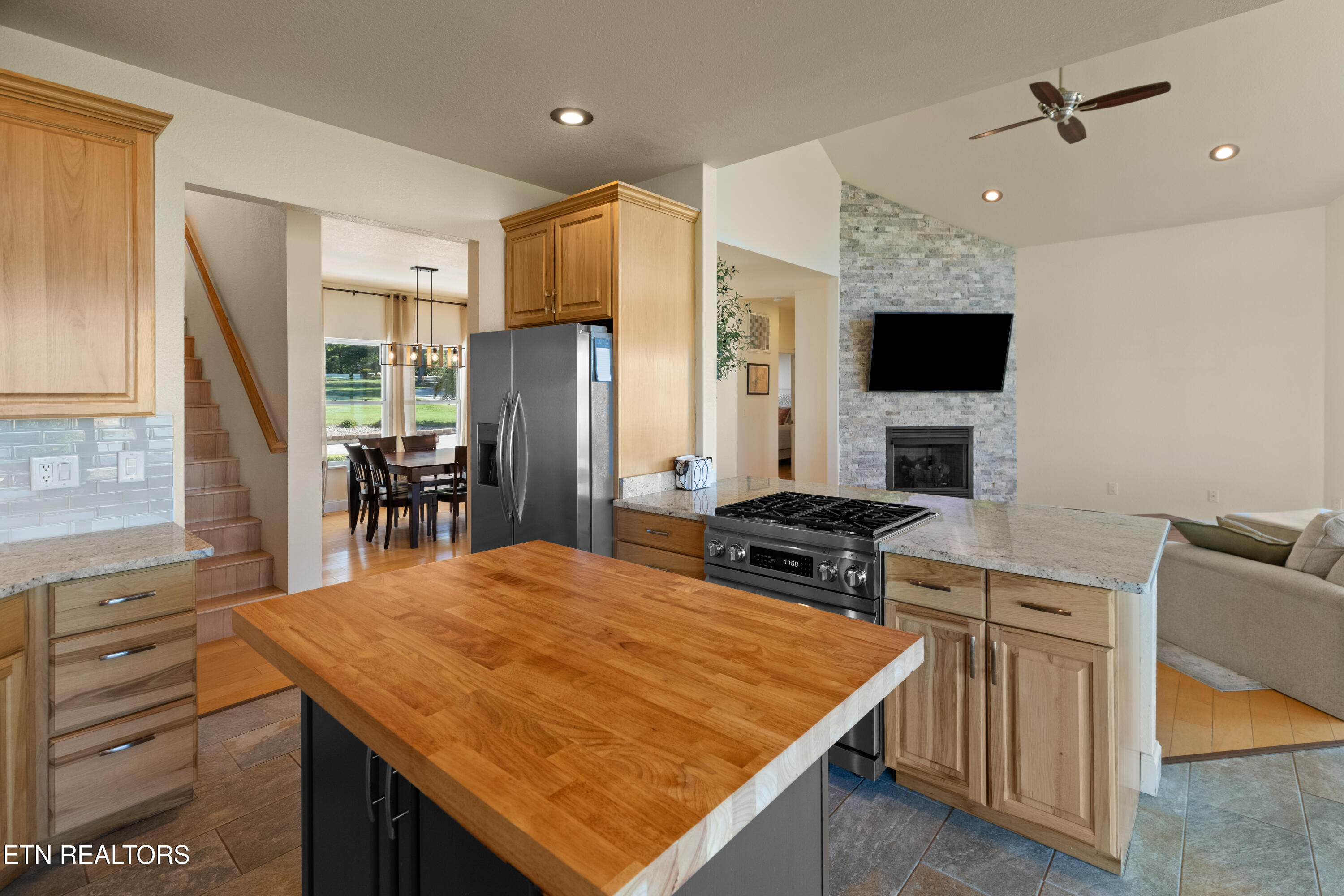 2225 Ted Moore Road Dandridge TN 37725