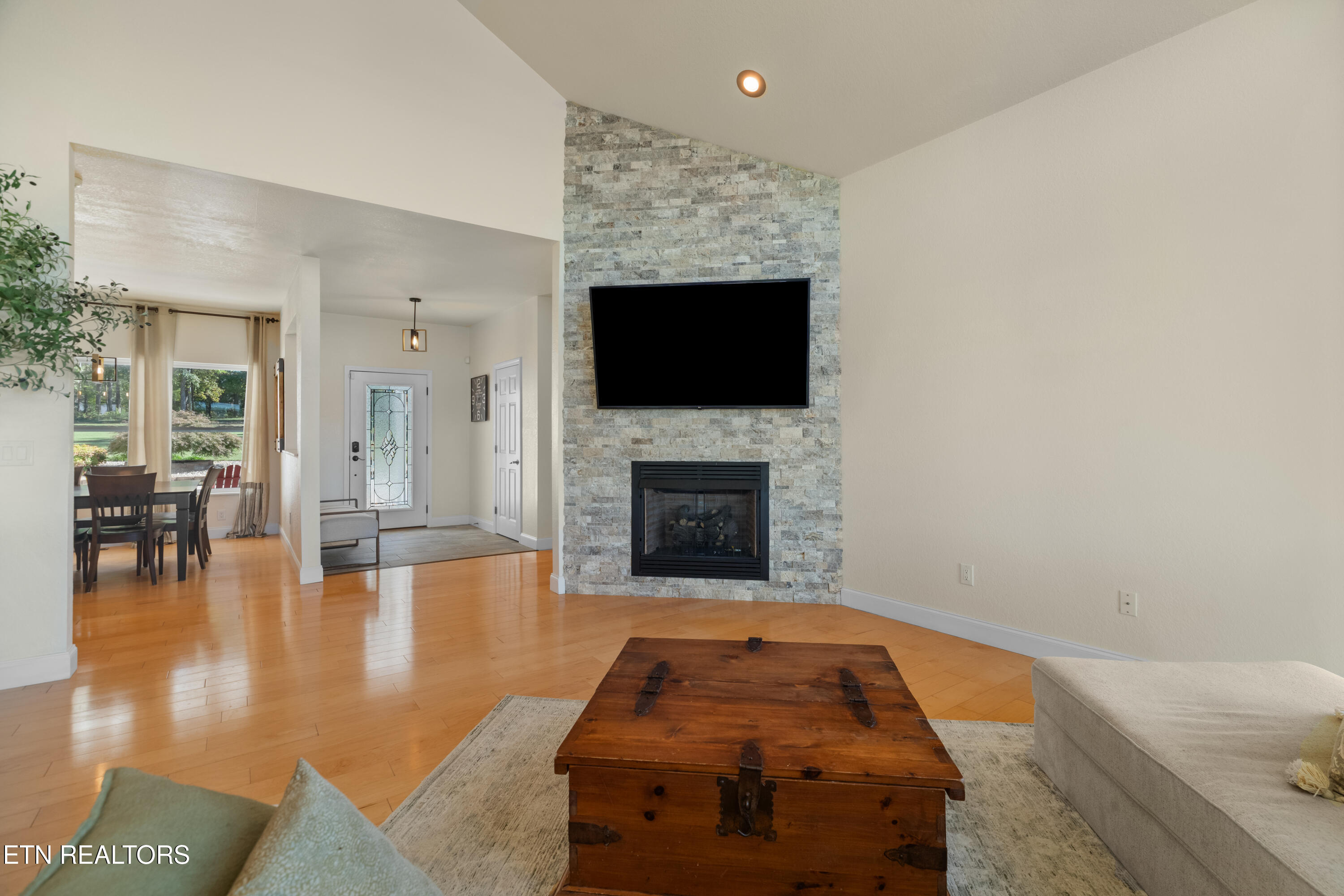 2225 Ted Moore Road Dandridge TN 37725