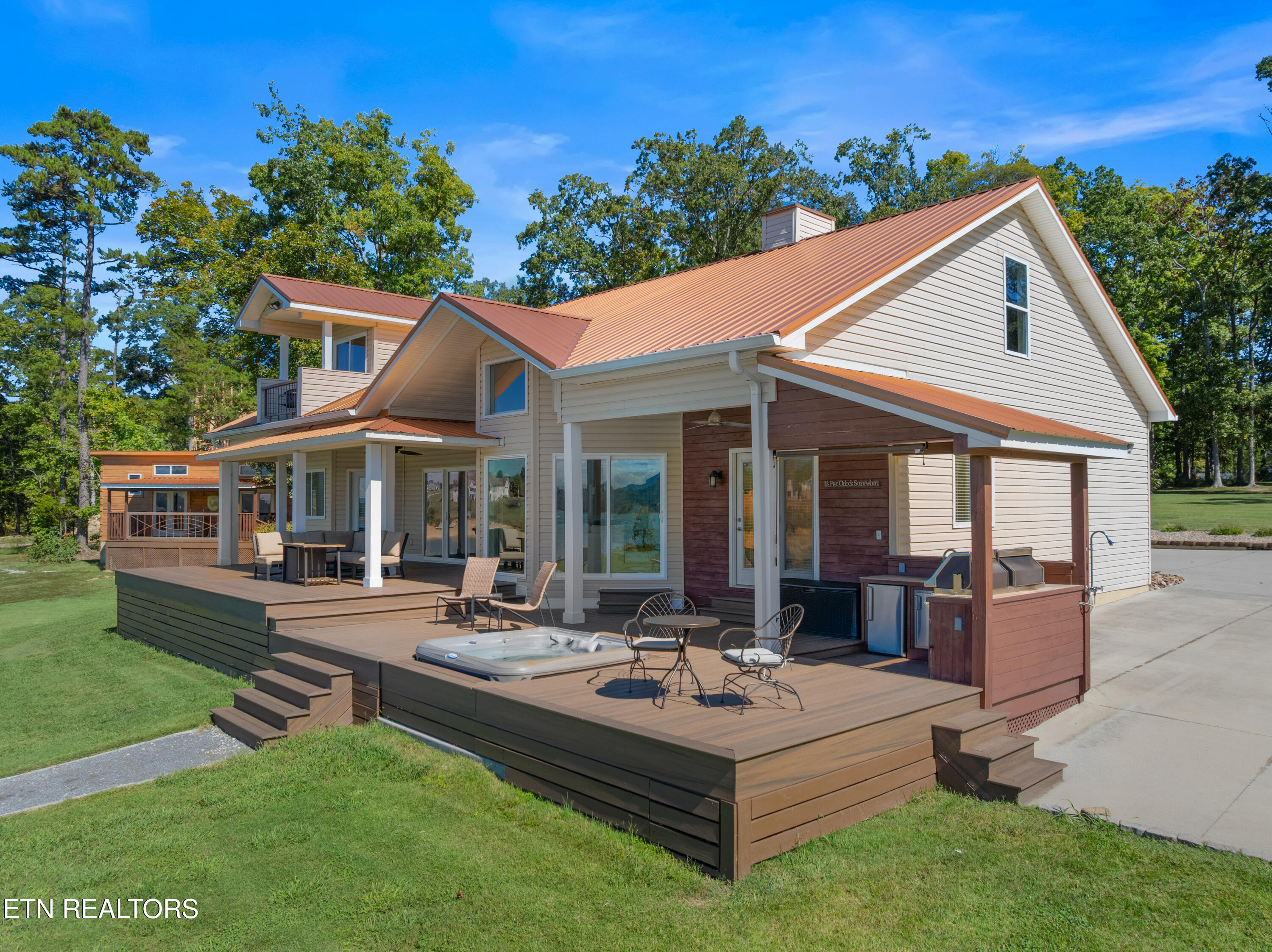 2225 Ted Moore Road Dandridge TN 37725