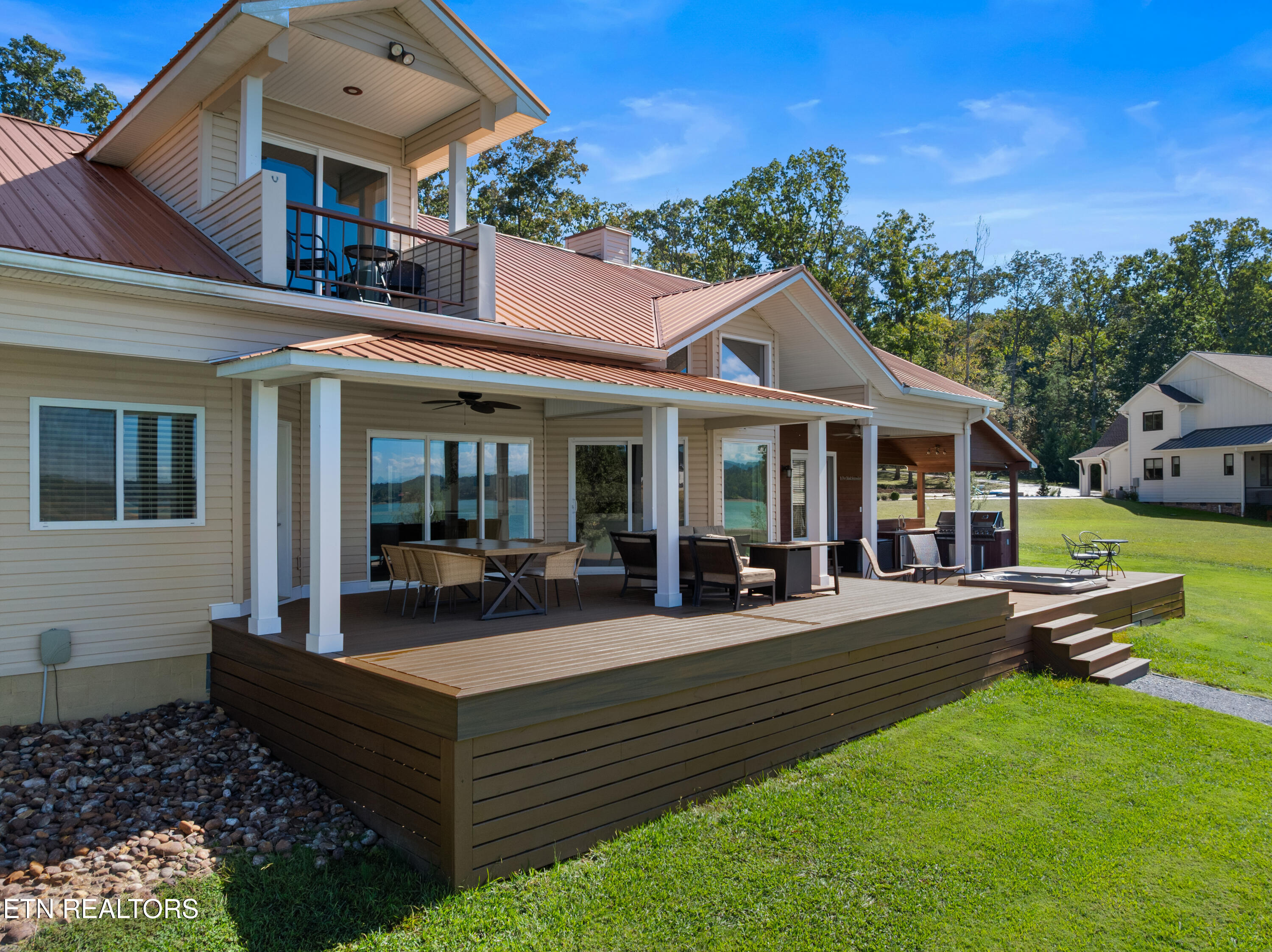 2225 Ted Moore Road Dandridge TN 37725