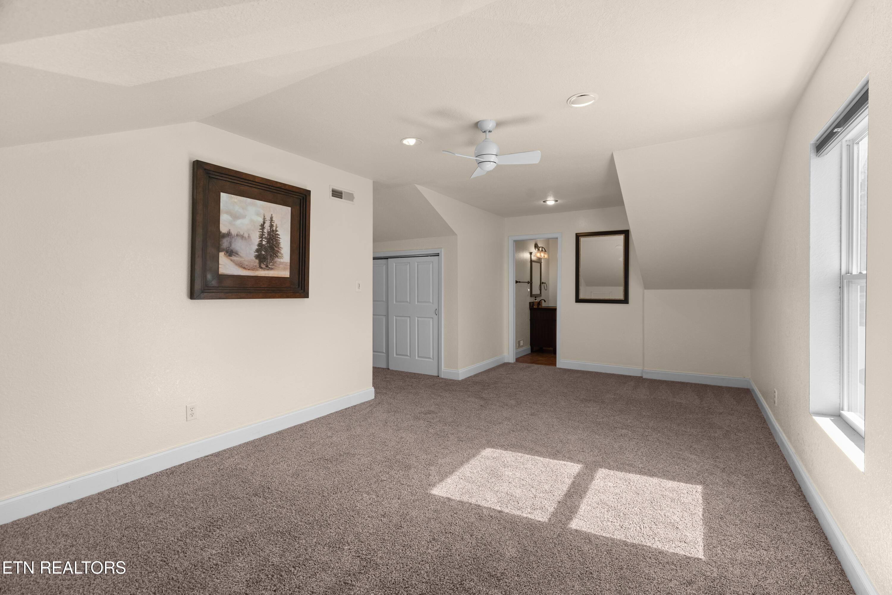 2225 Ted Moore Road Dandridge TN 37725