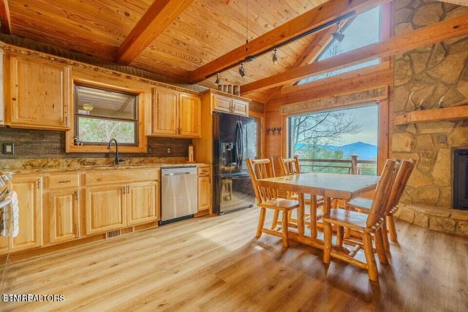 3644 Wears Mountain Lane Sevierville TN 37862