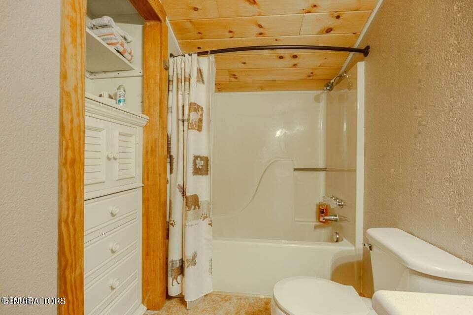 3644 Wears Mountain Lane Sevierville TN 37862