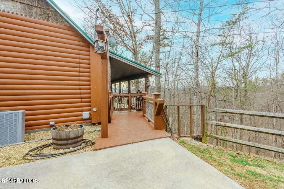 3644 Wears Mountain Lane Sevierville TN 37862