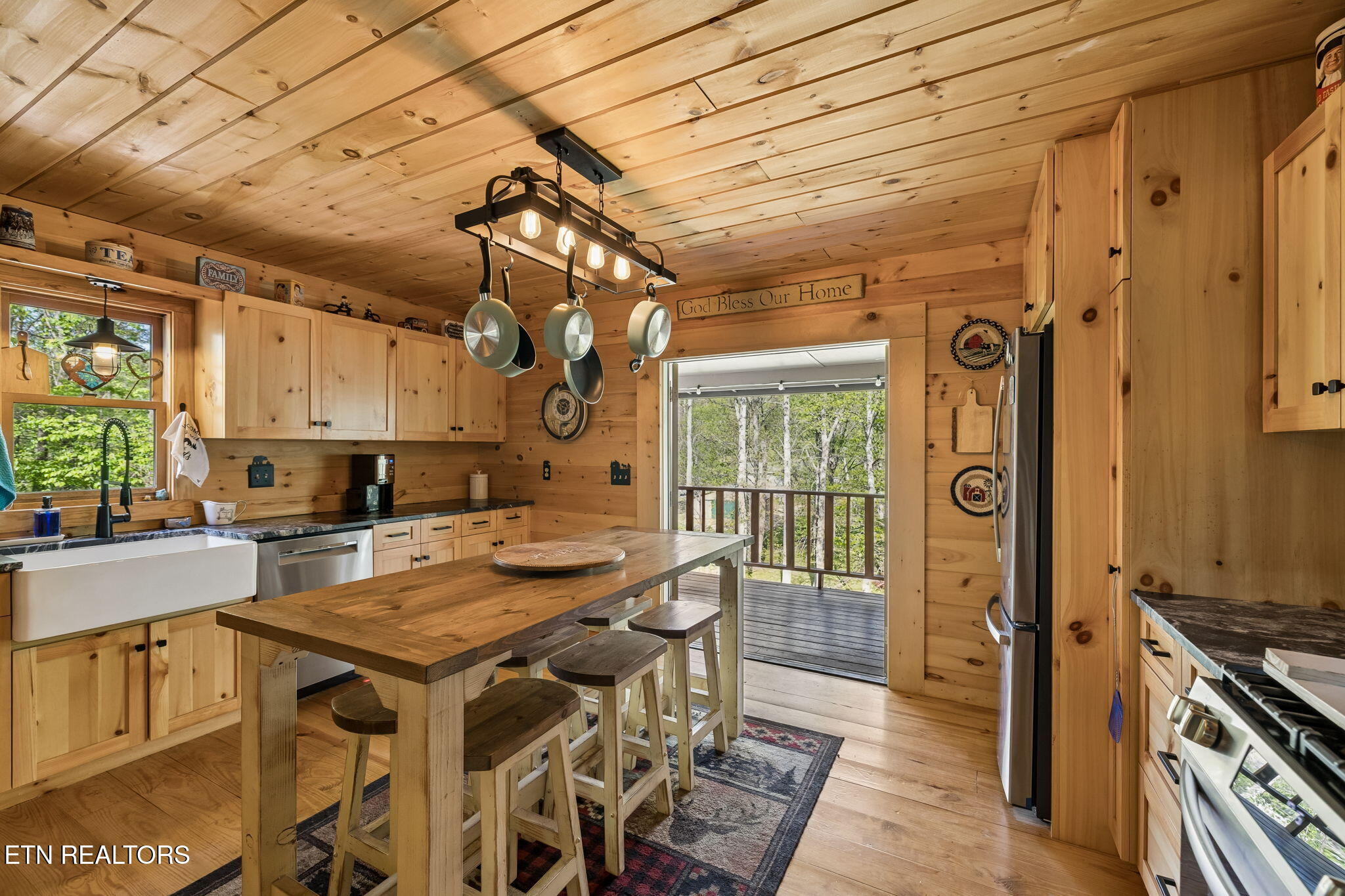 1532 Turkey Creek Road Tellico Plains TN 37385