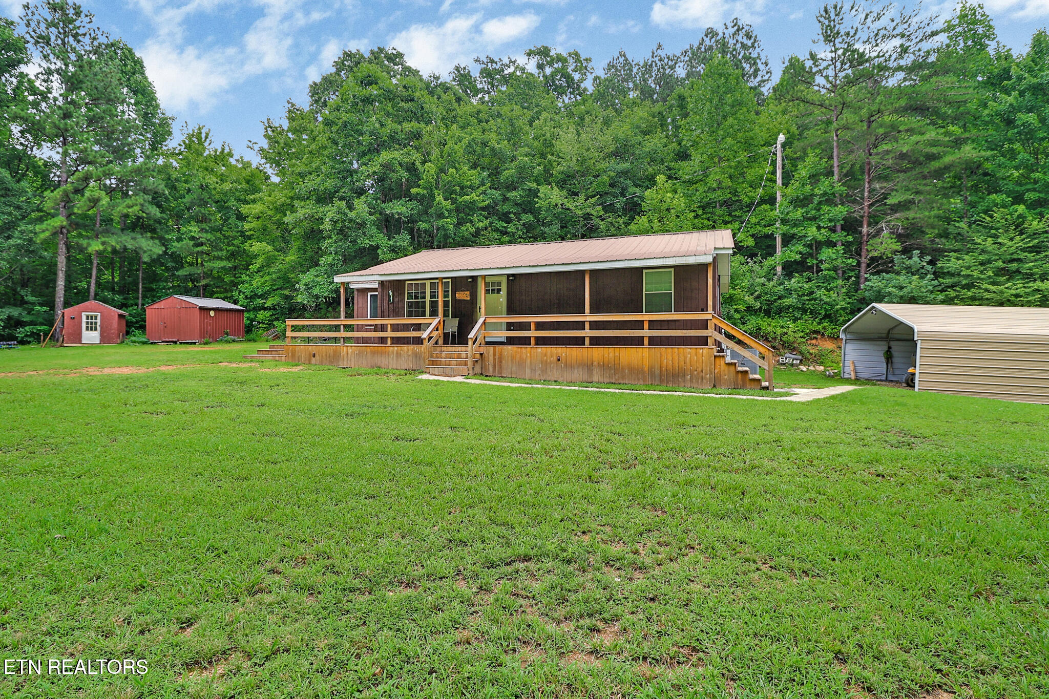 615 E Robbins Road Robbins TN 37852