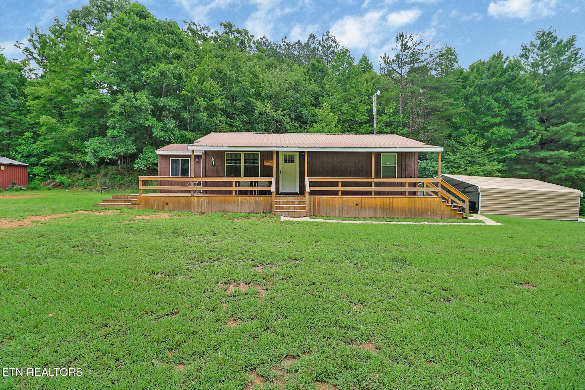 615 E Robbins Road Robbins TN 37852