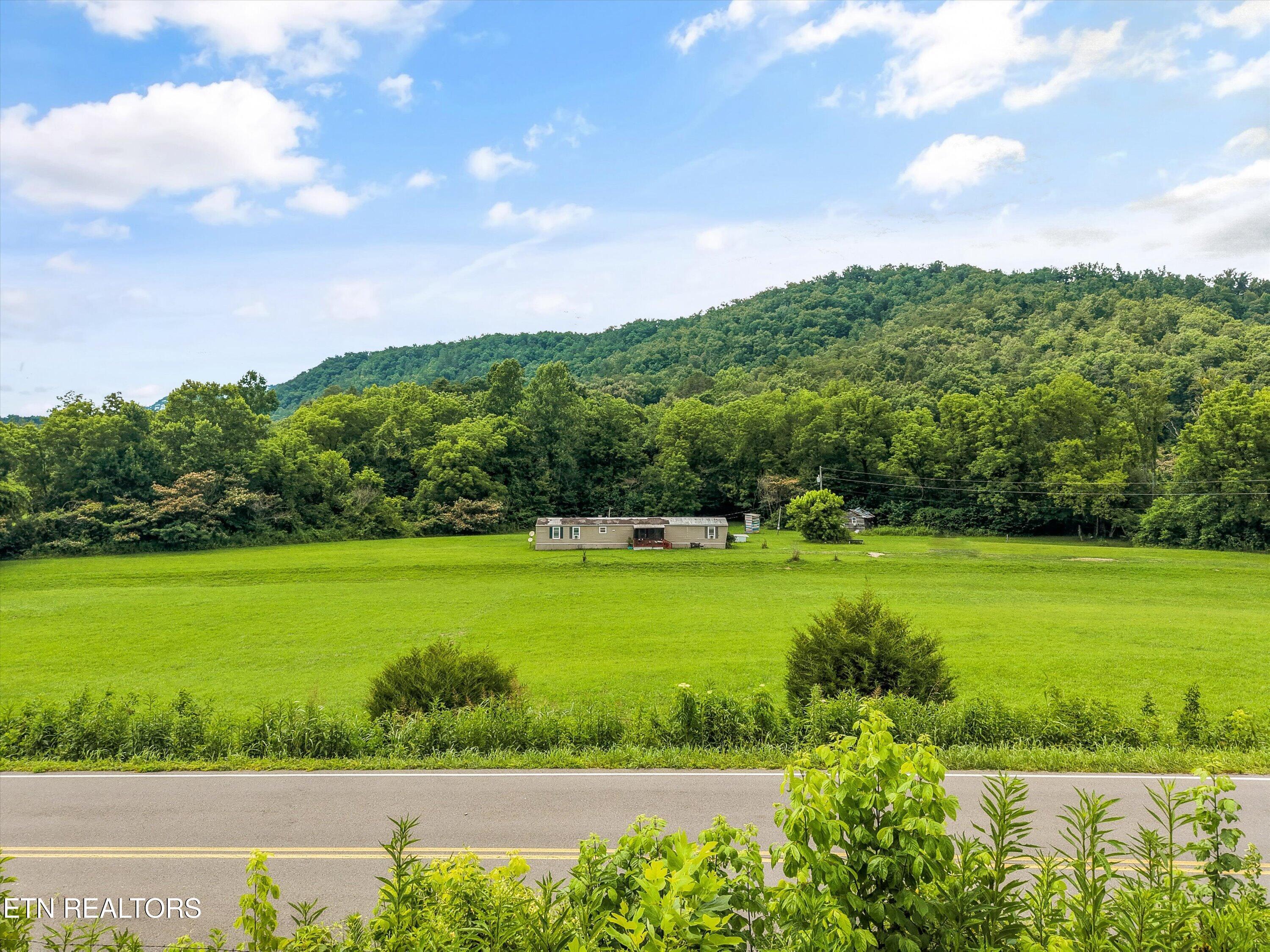 4845 Pearl Valley Road Sevierville TN 37876