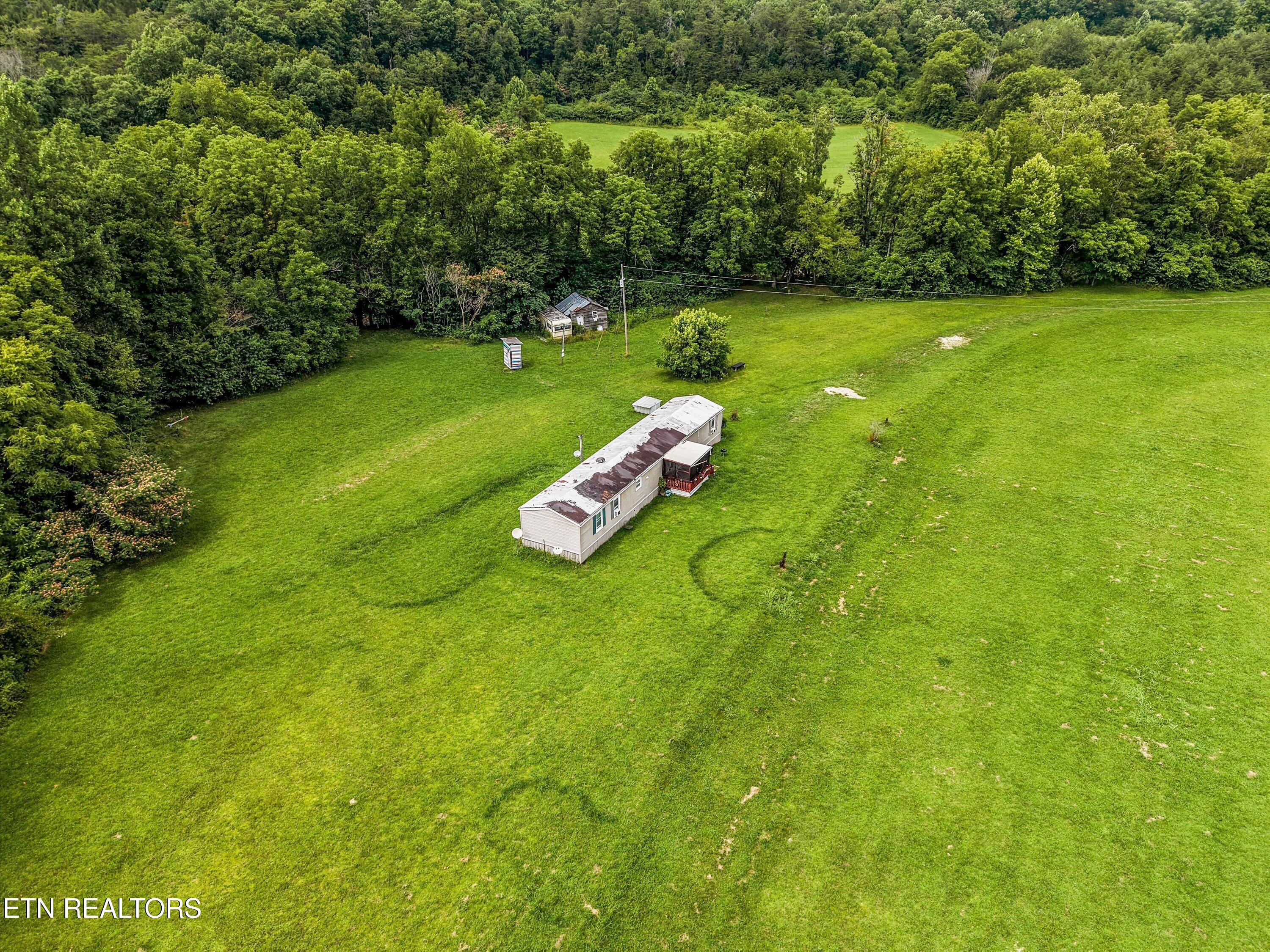4845 Pearl Valley Road Sevierville TN 37876