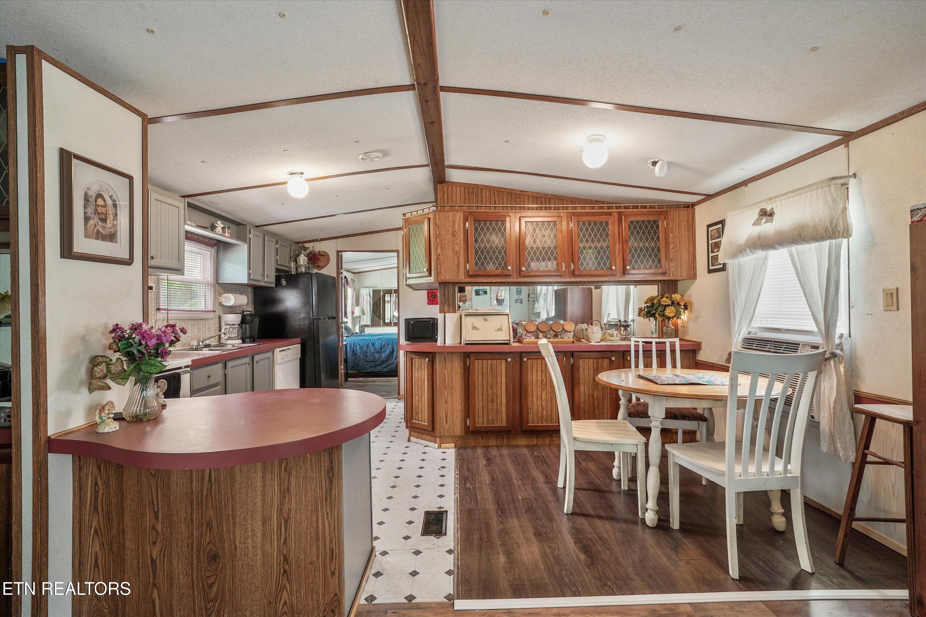4845 Pearl Valley Road Sevierville TN 37876