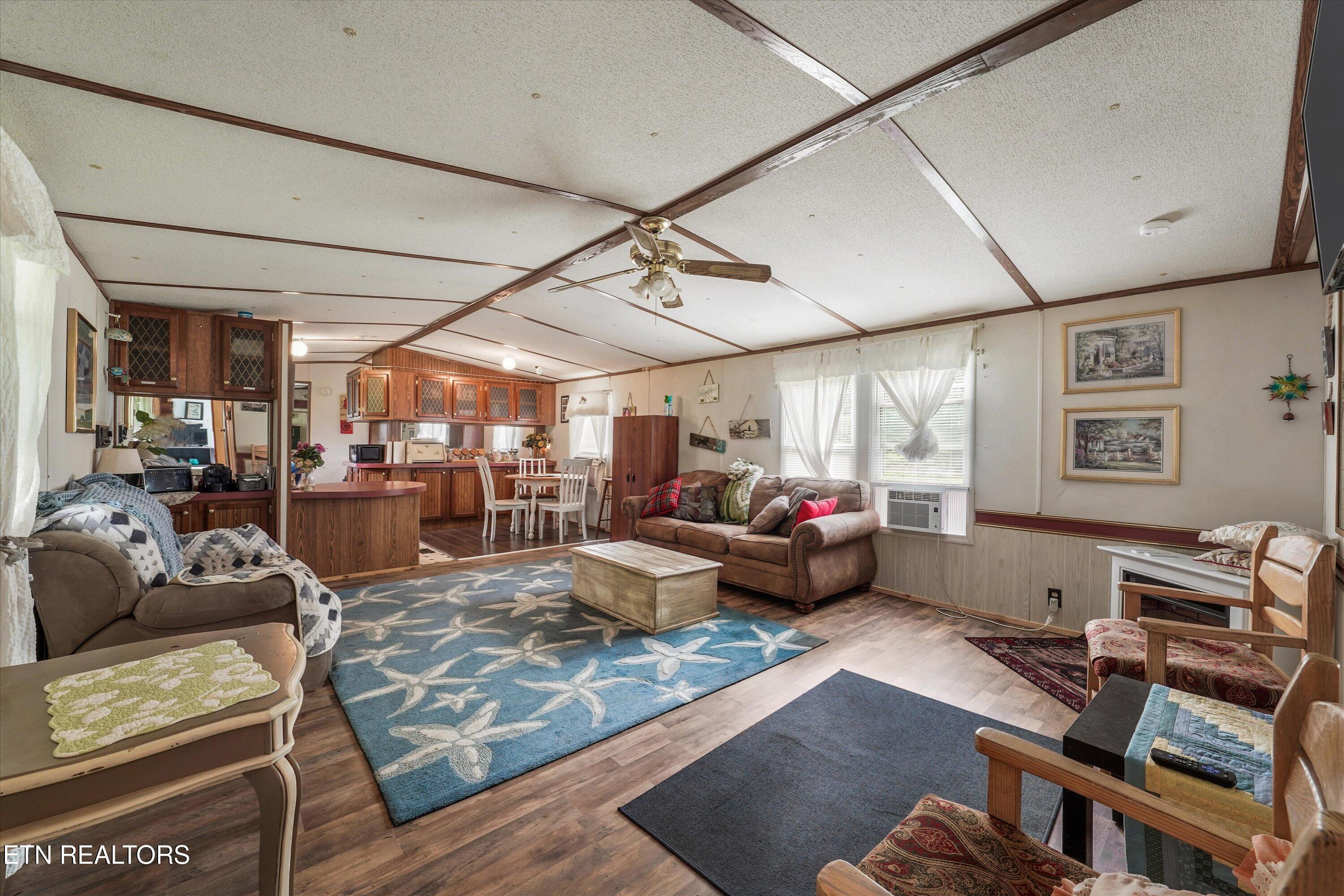 4845 Pearl Valley Road Sevierville TN 37876