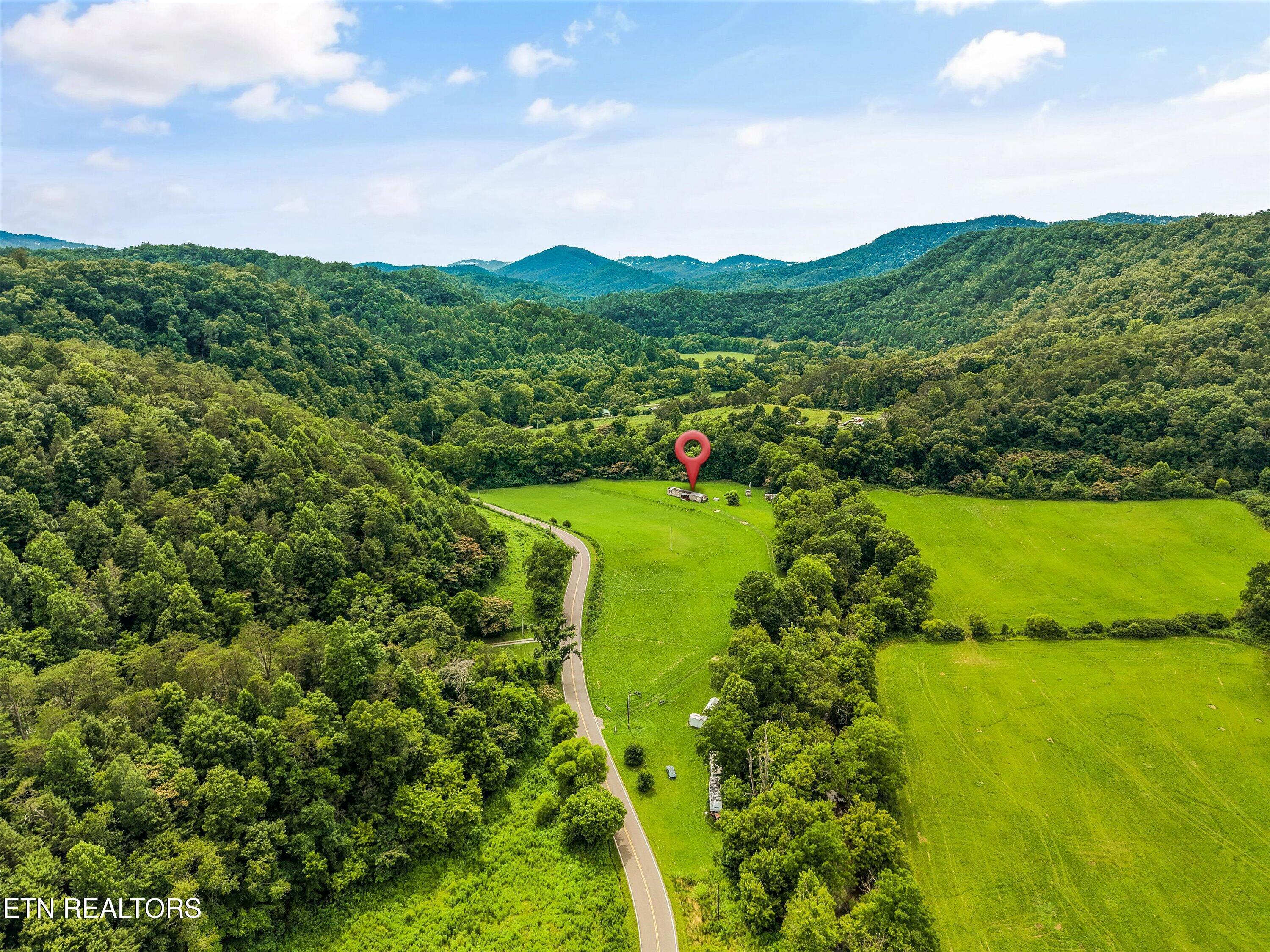 4845 Pearl Valley Road Sevierville TN 37876