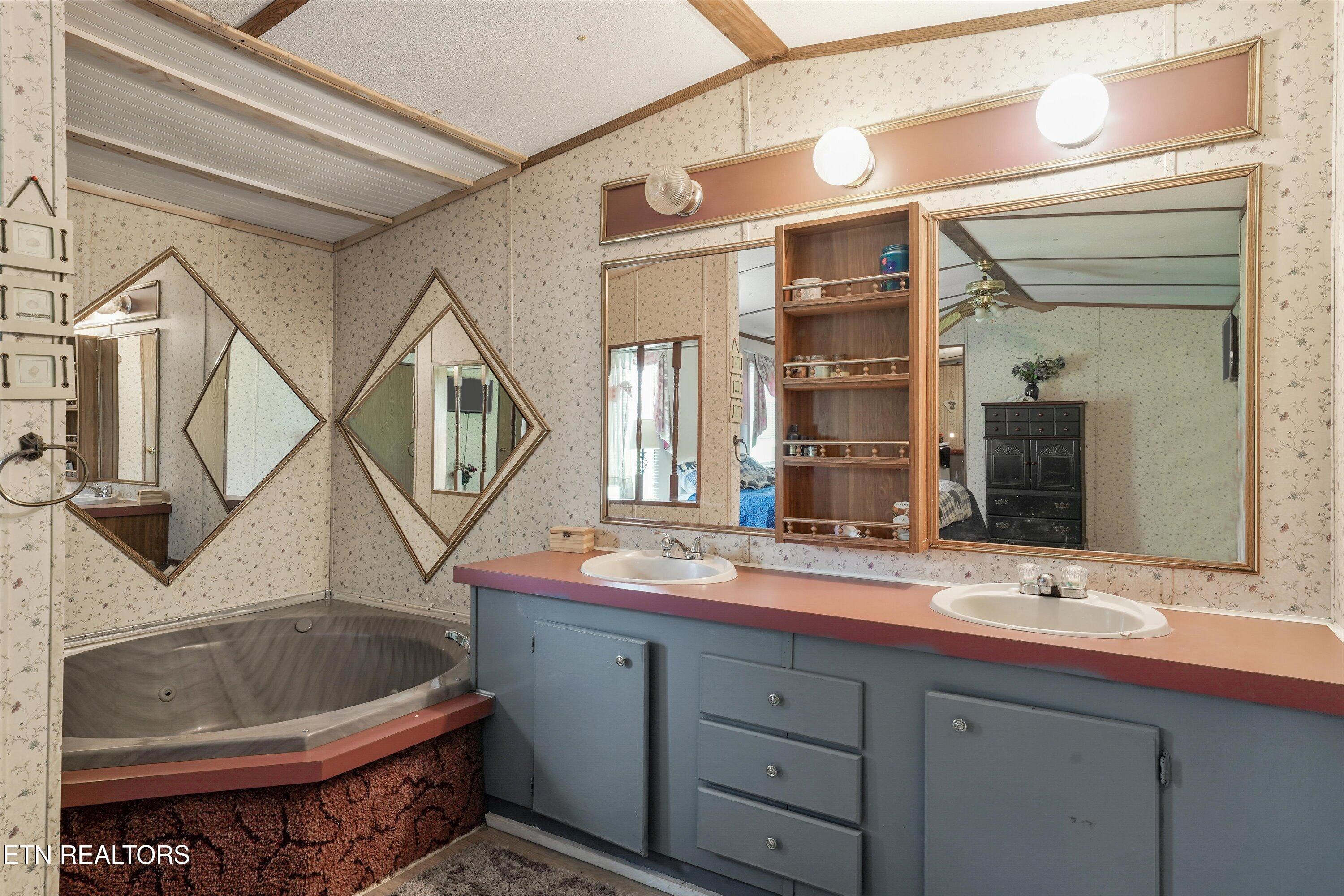 4845 Pearl Valley Road Sevierville TN 37876