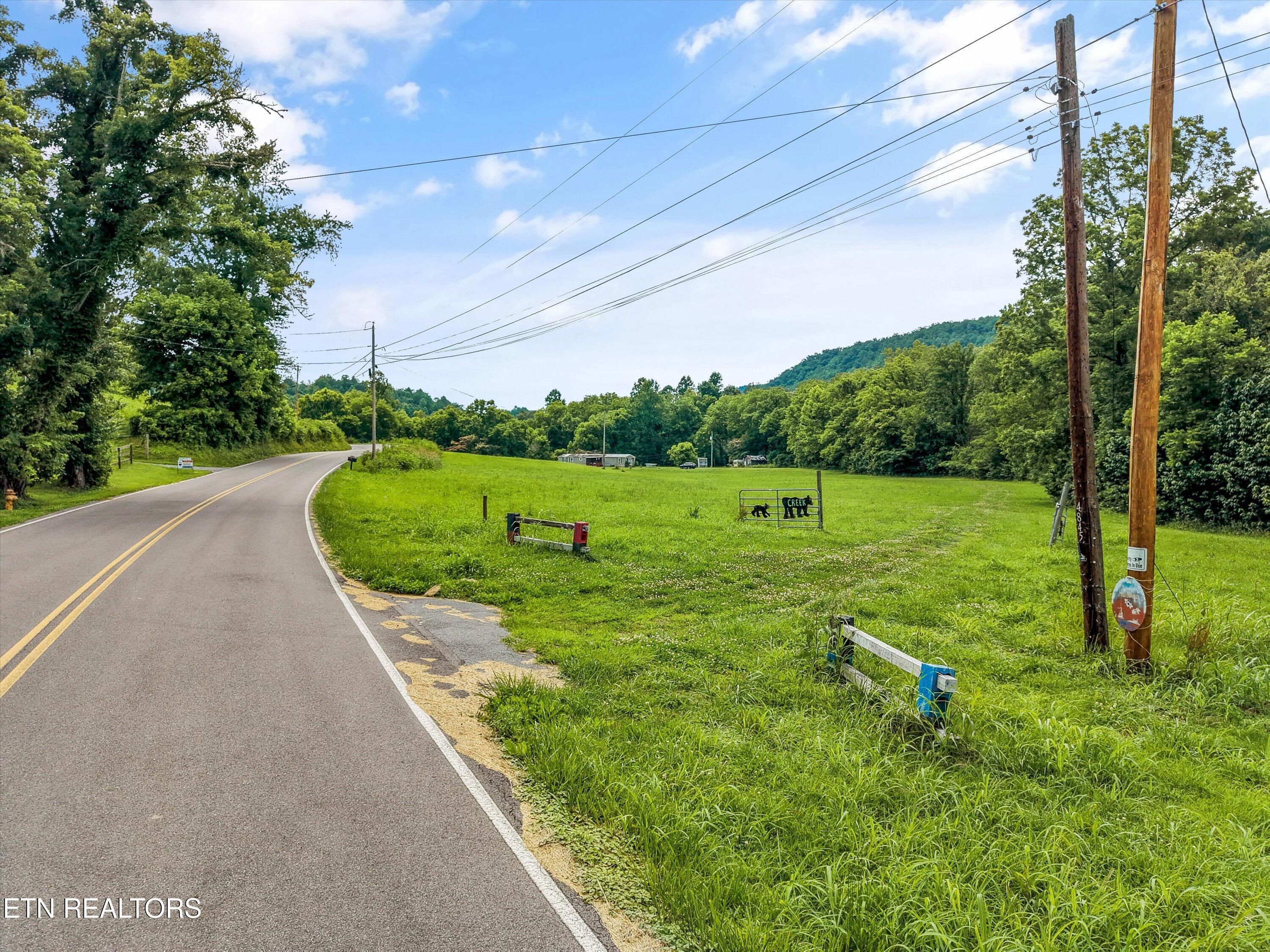 4845 Pearl Valley Road Sevierville TN 37876