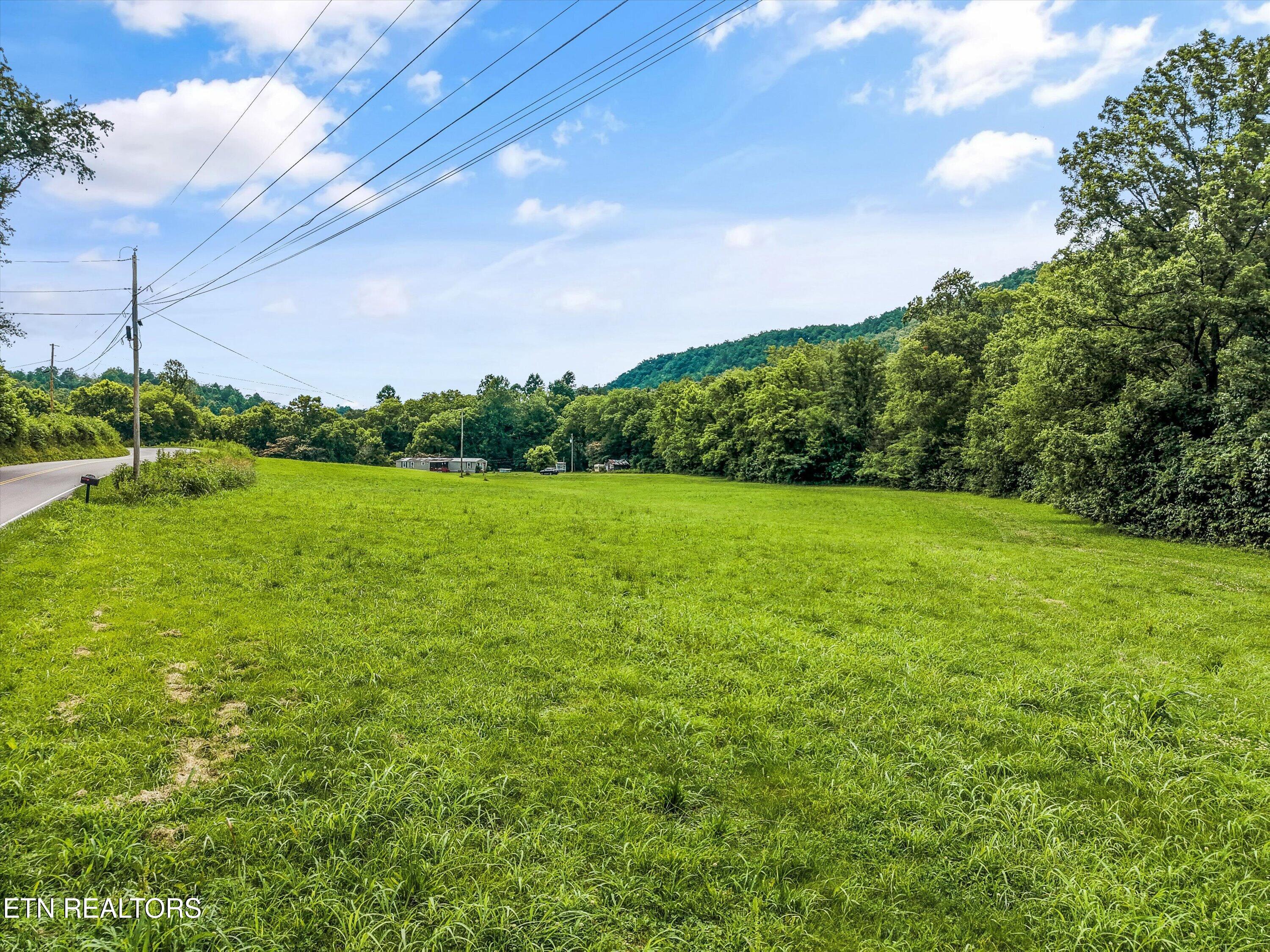 4845 Pearl Valley Road Sevierville TN 37876