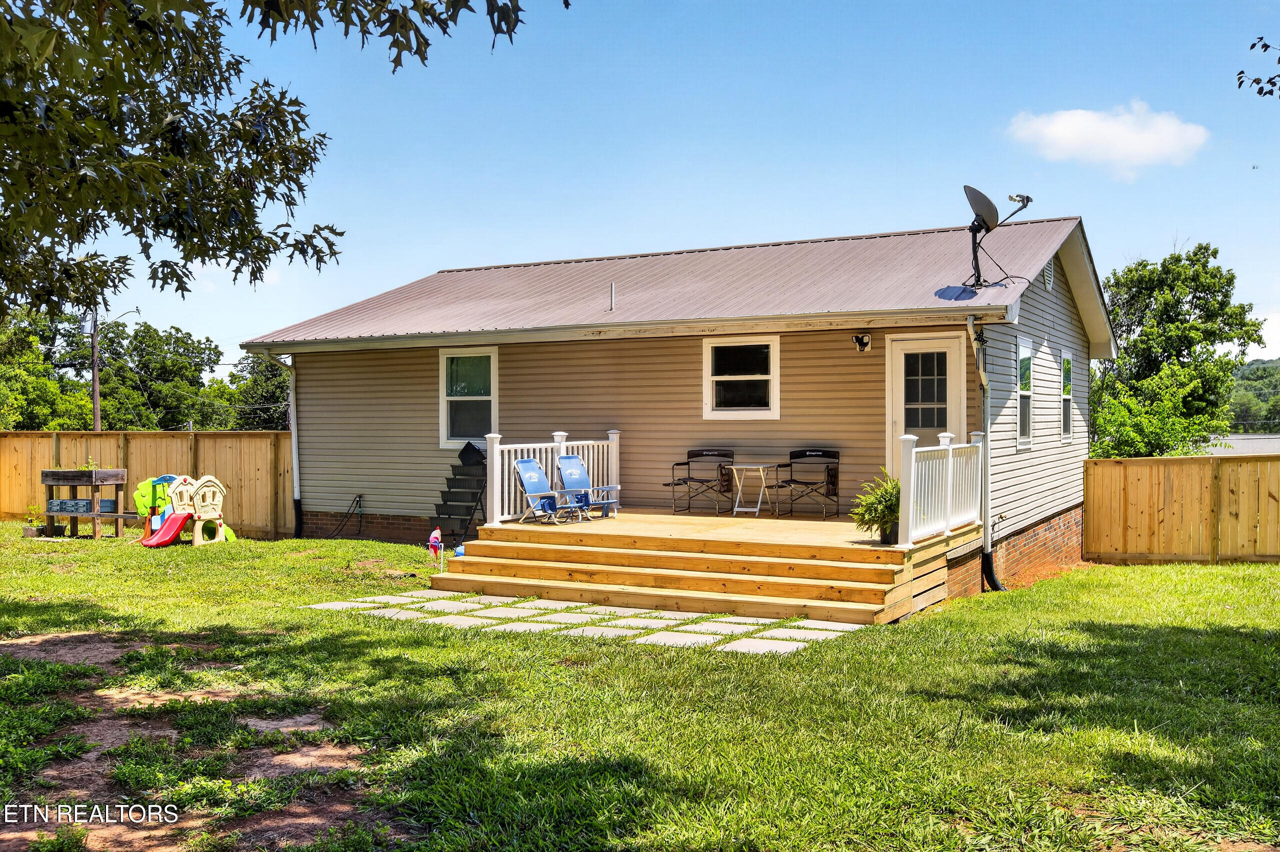 235 Oak Grove Road Madisonville TN 37354