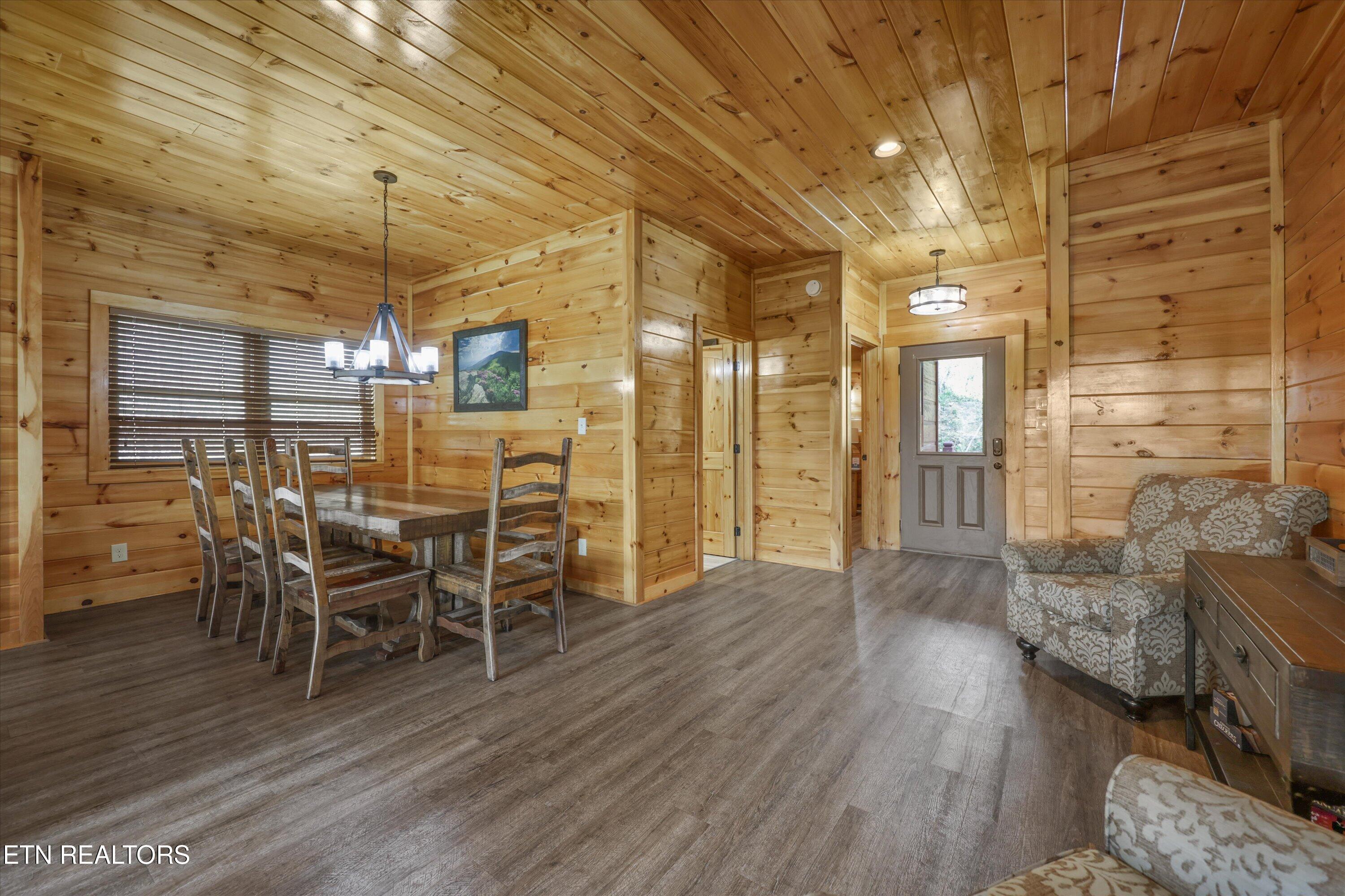655 Gatlinburg Falls Way Gatlinburg TN 37738