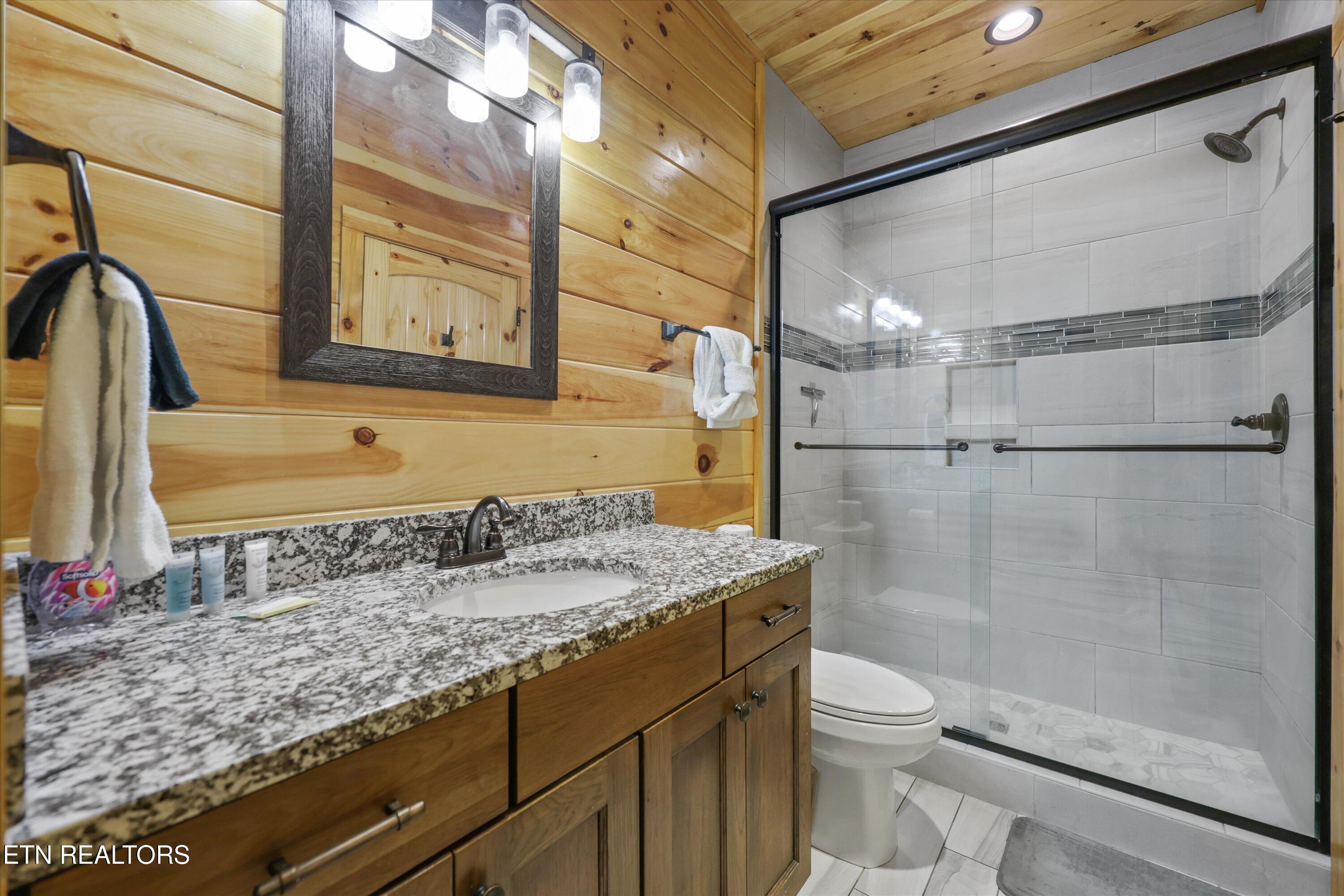 655 Gatlinburg Falls Way Gatlinburg TN 37738