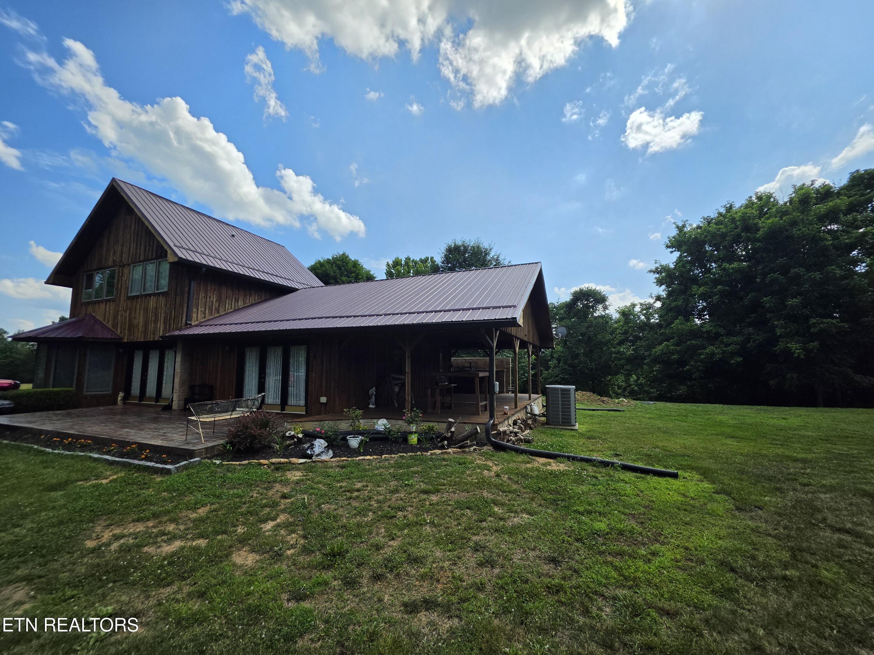 264 Carlos Road Sneedville TN 37869