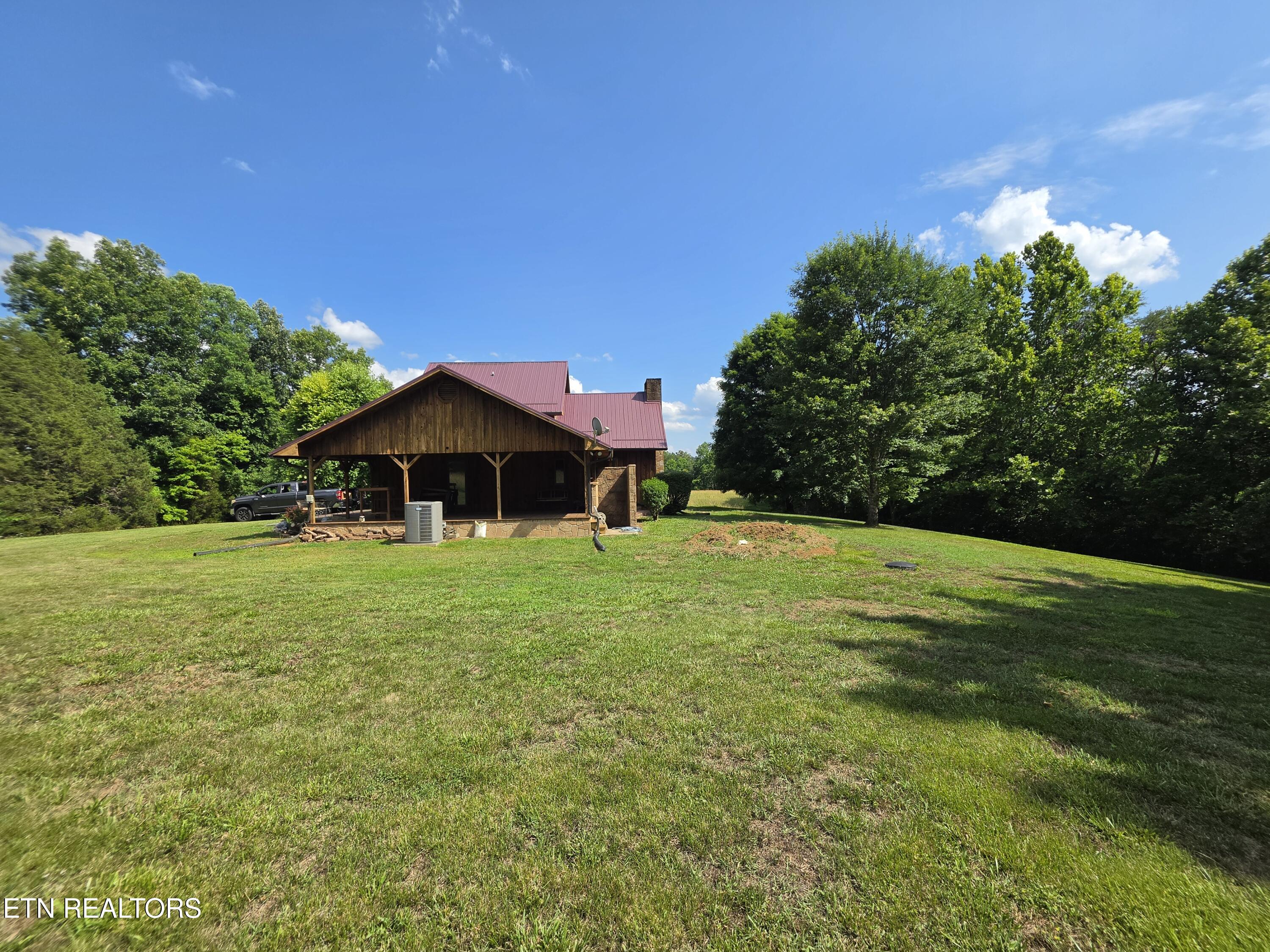 264 Carlos Road Sneedville TN 37869