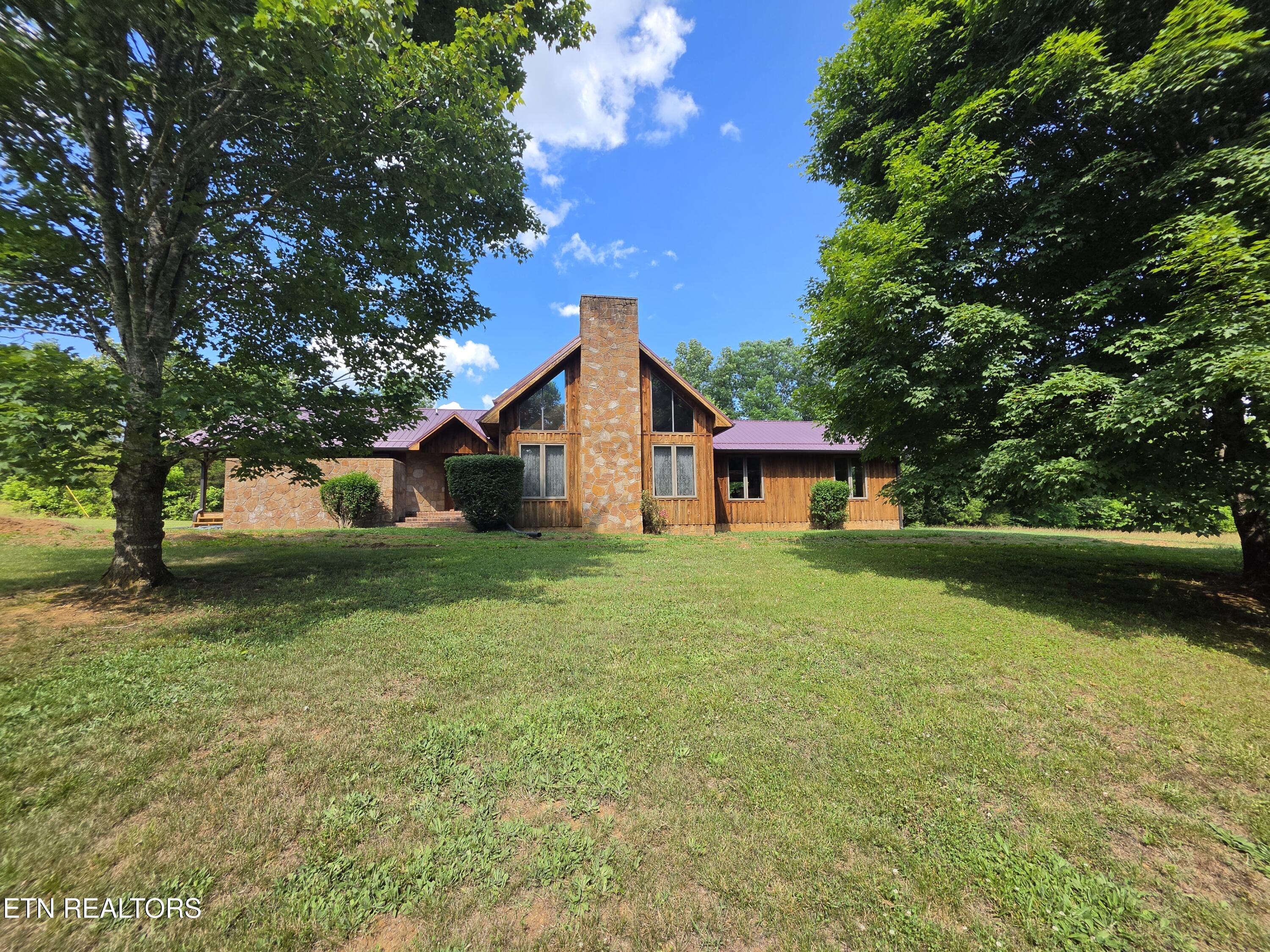 264 Carlos Road Sneedville TN 37869