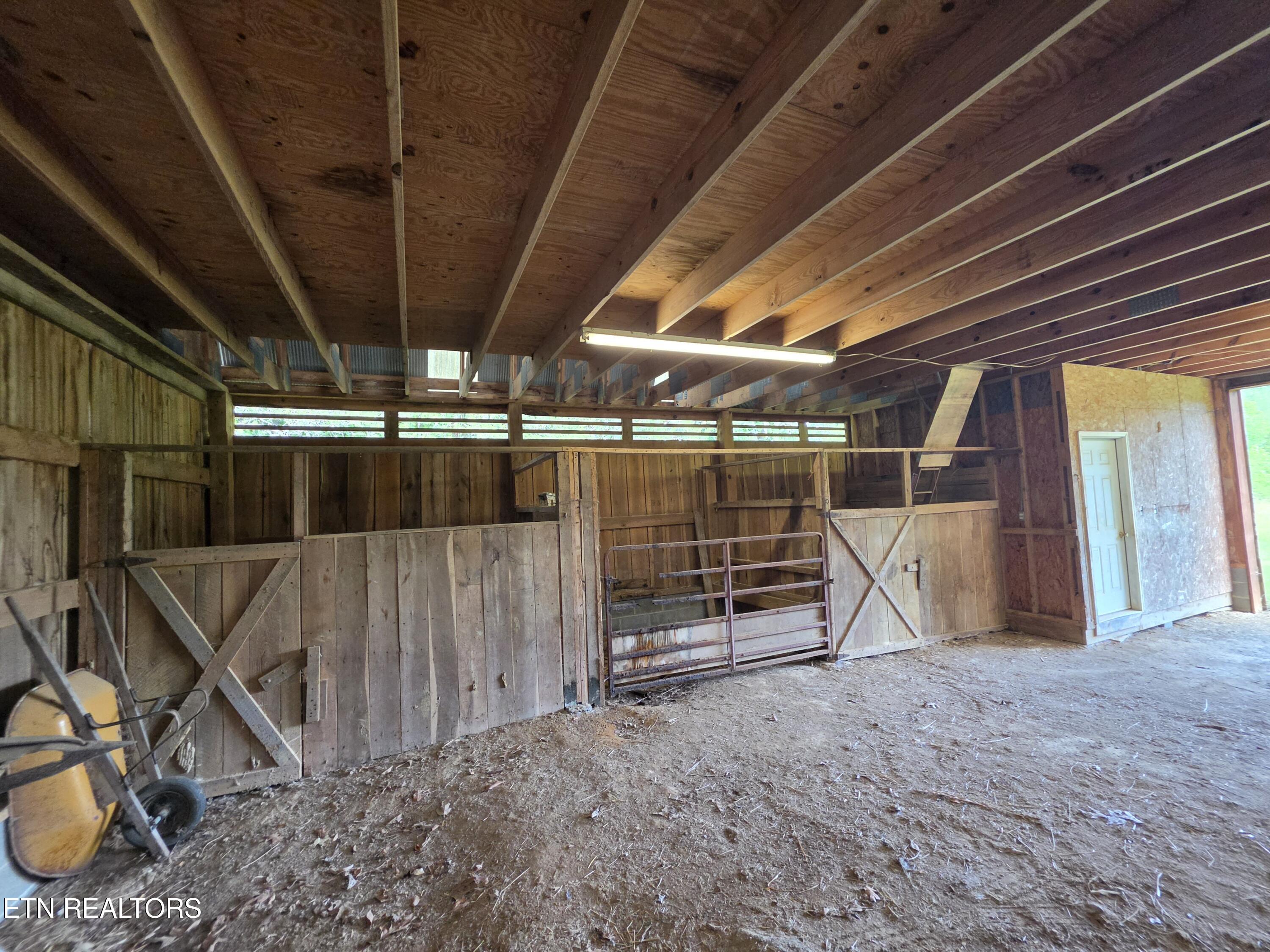 264 Carlos Road Sneedville TN 37869