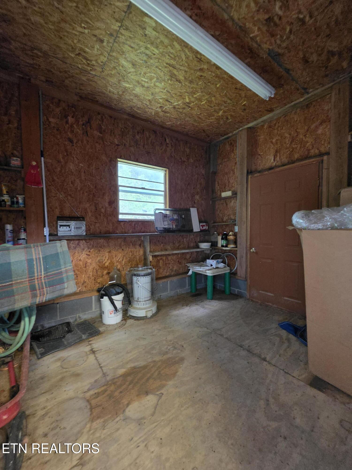 264 Carlos Road Sneedville TN 37869