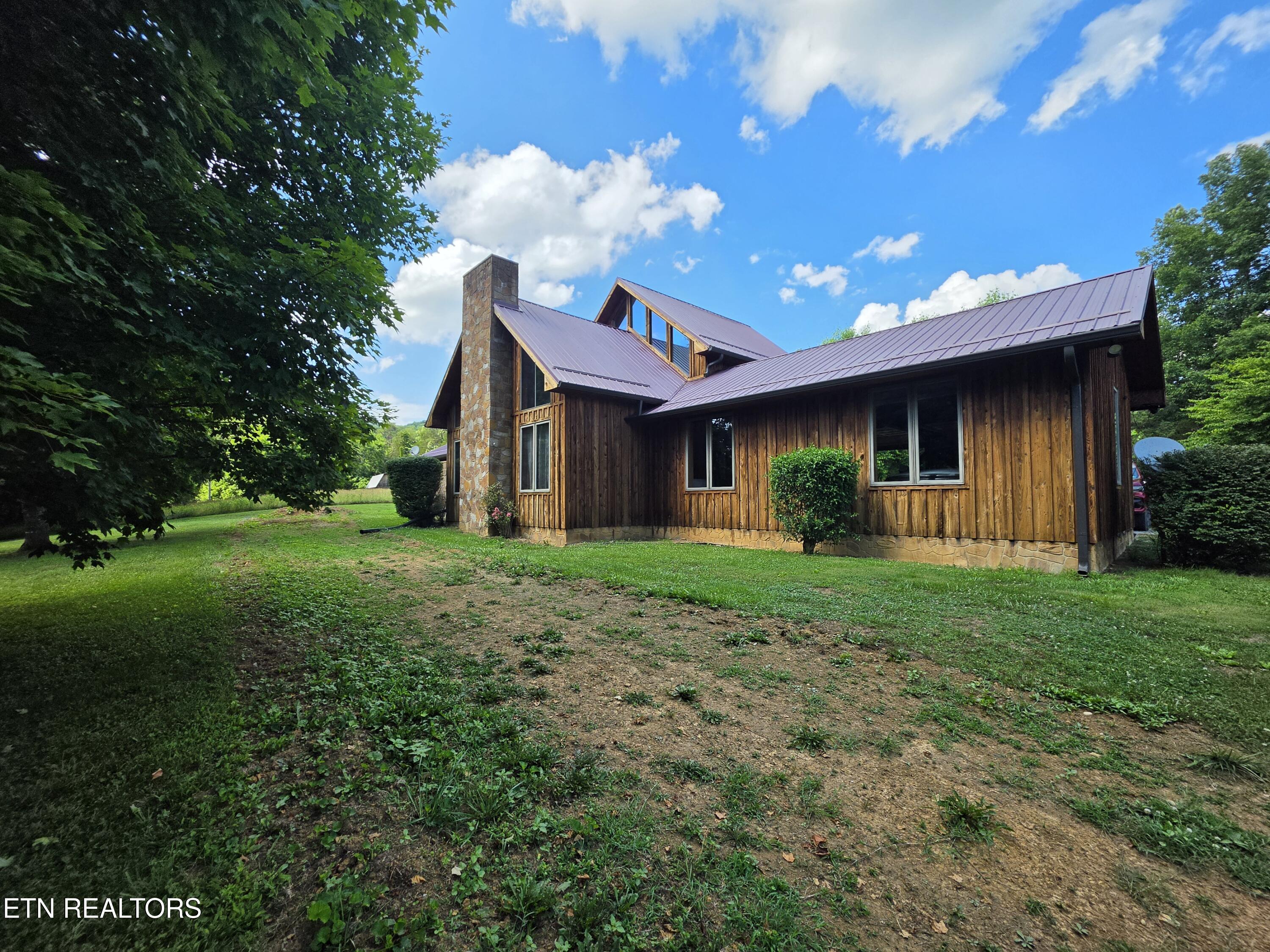 264 Carlos Road Sneedville TN 37869
