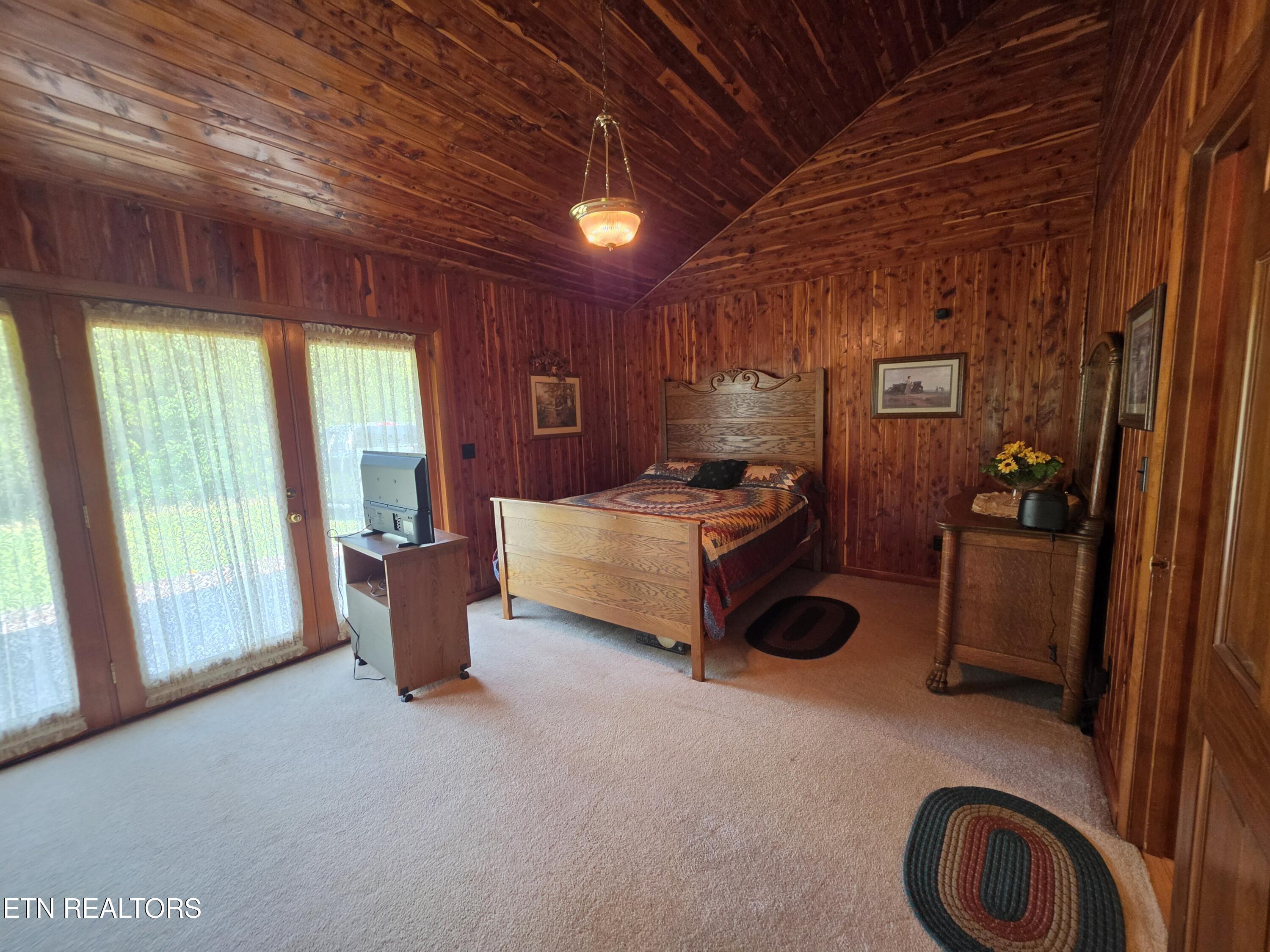 264 Carlos Road Sneedville TN 37869