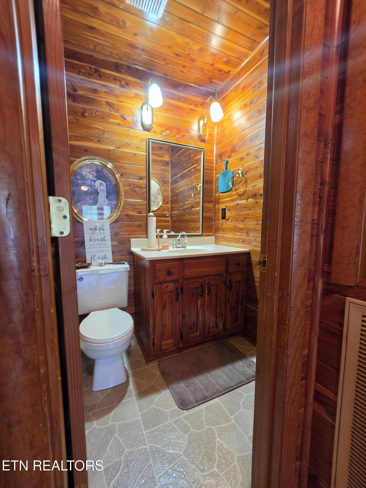 264 Carlos Road Sneedville TN 37869