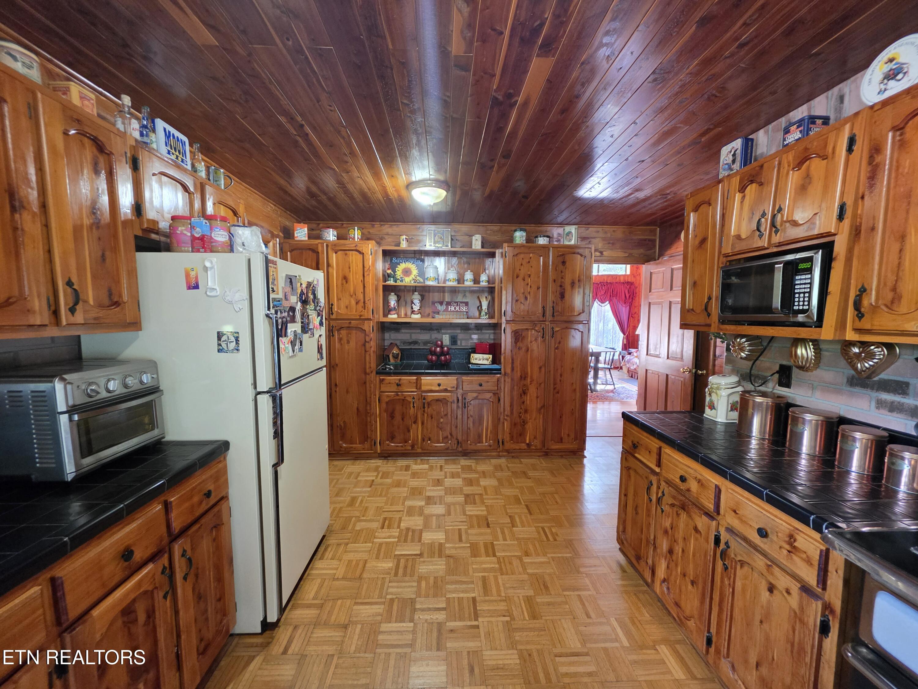 264 Carlos Road Sneedville TN 37869