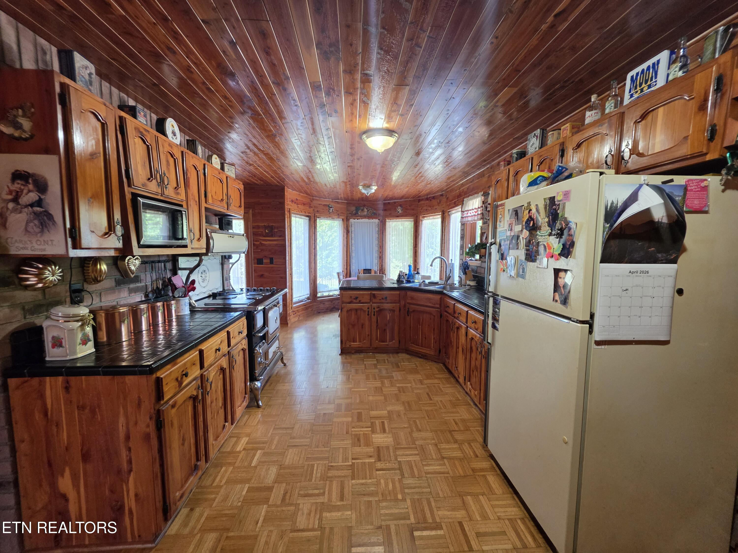 264 Carlos Road Sneedville TN 37869