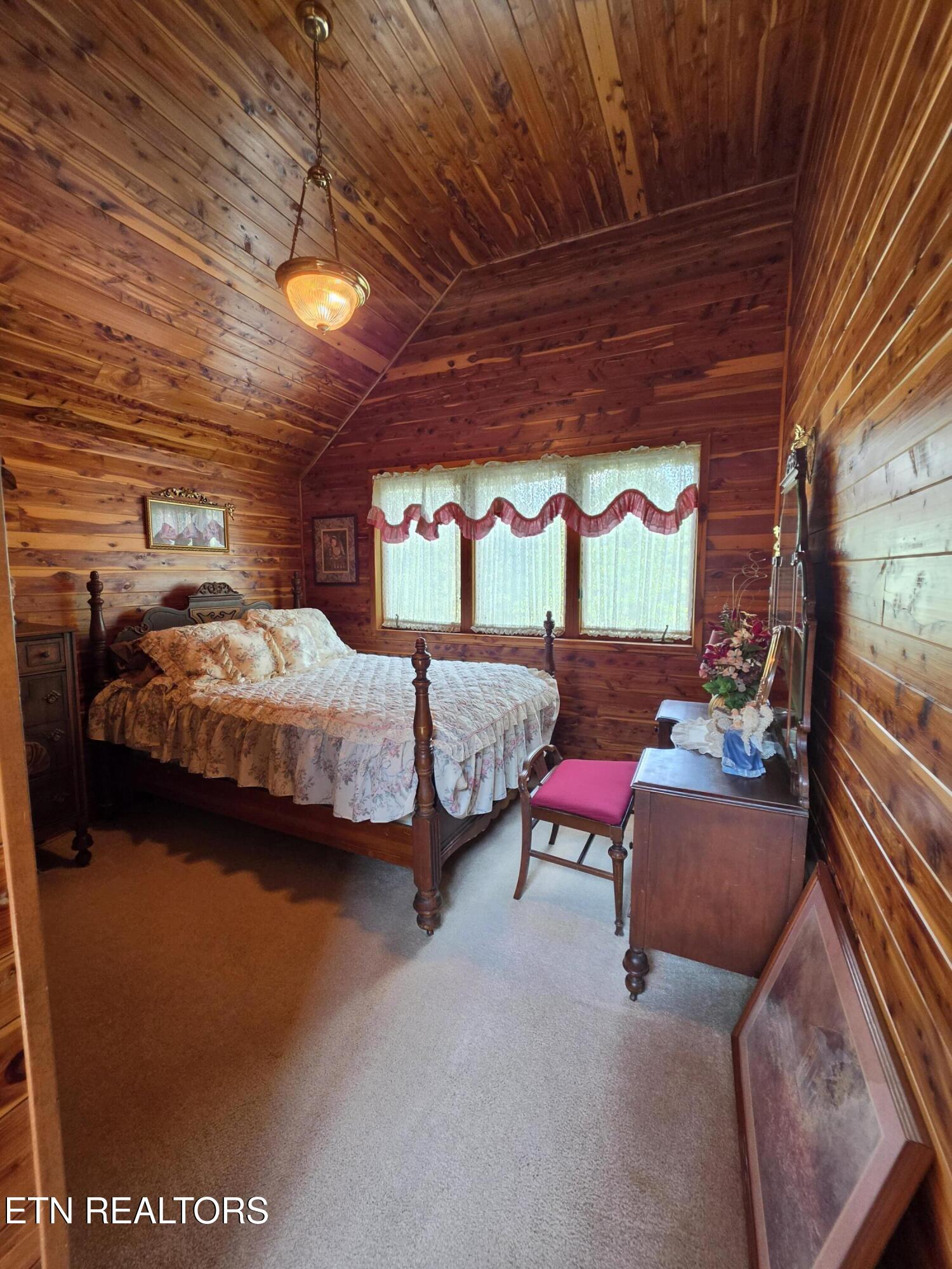 264 Carlos Road Sneedville TN 37869