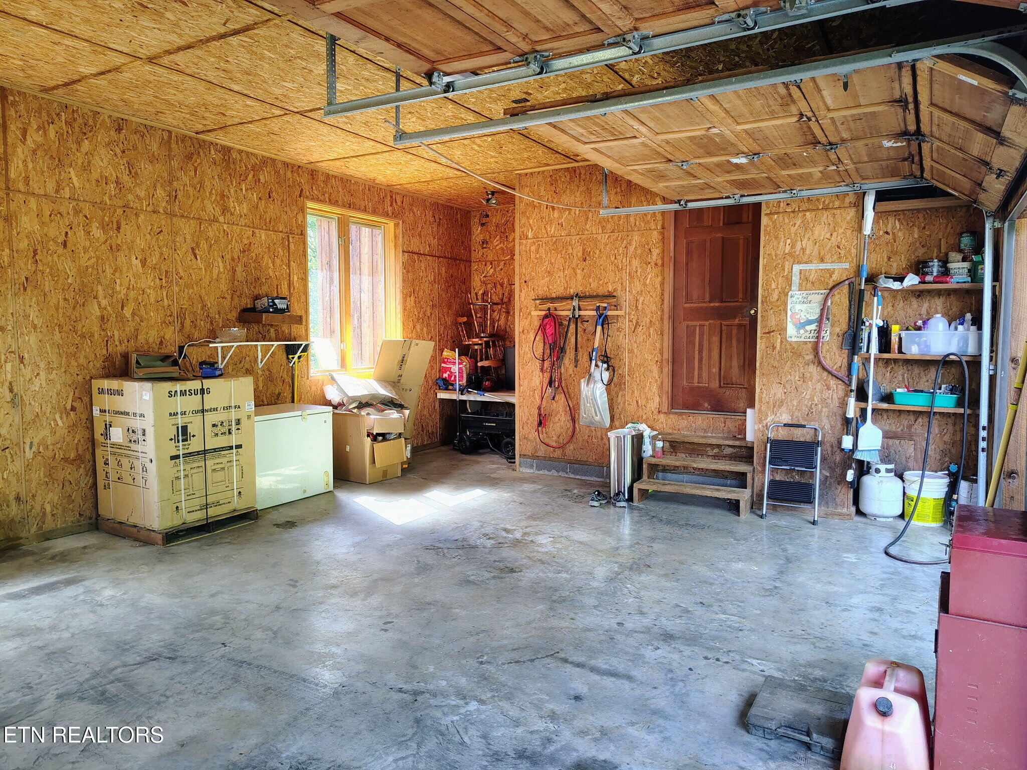 264 Carlos Road Sneedville TN 37869