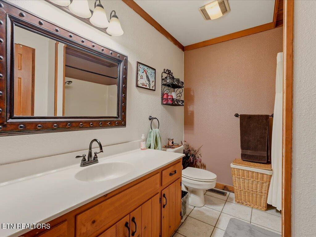 855 Chestnut Grove Circle Dandridge TN 37725