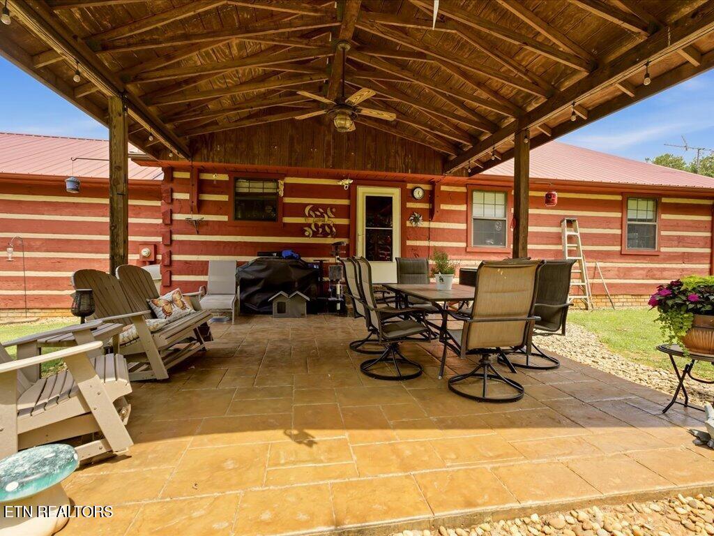 855 Chestnut Grove Circle Dandridge TN 37725