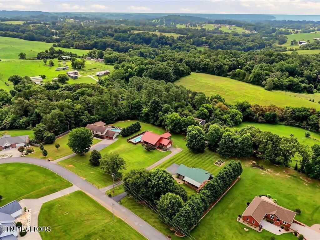 855 Chestnut Grove Circle Dandridge TN 37725